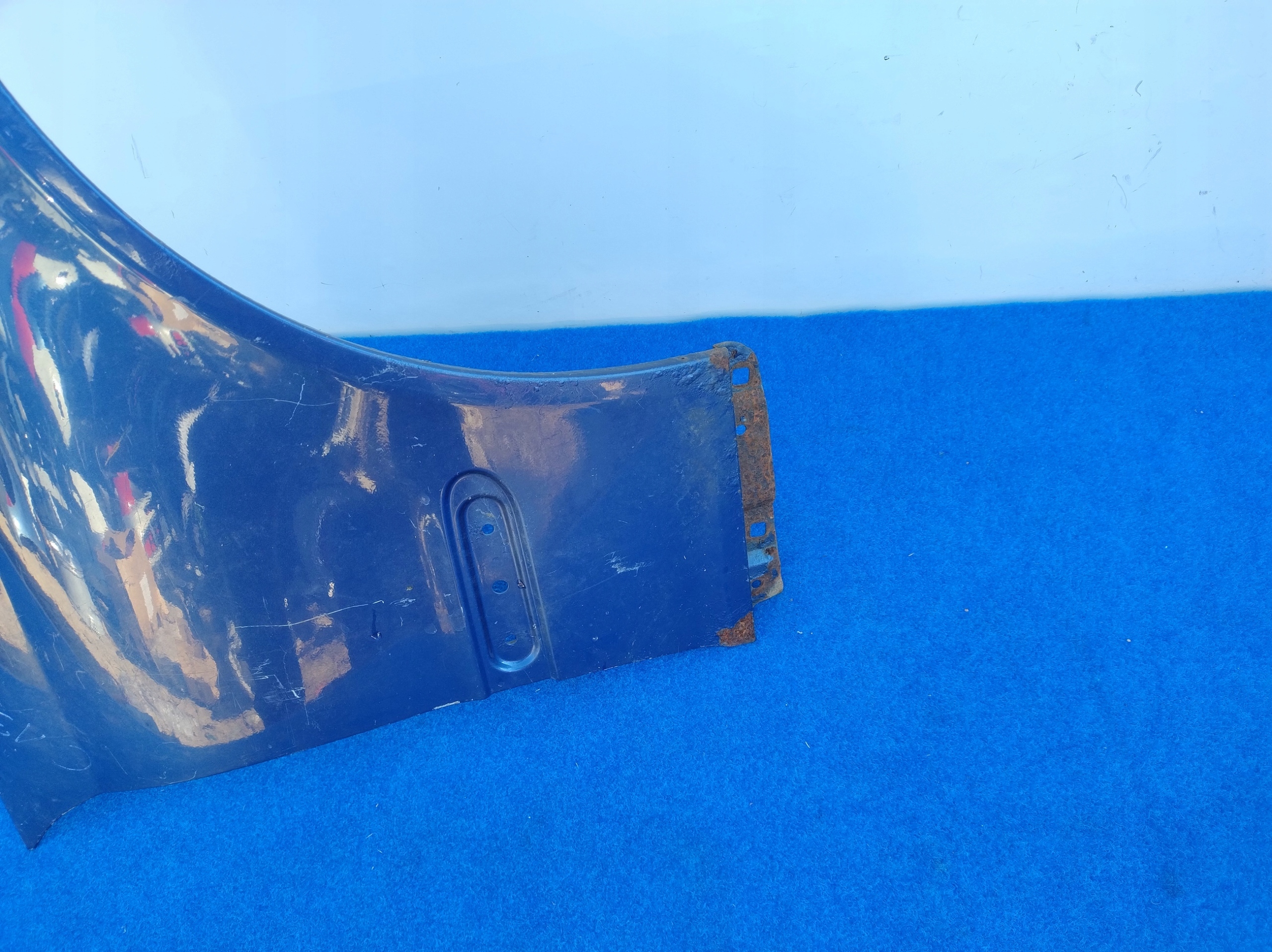MERCEDES C-class W203 right fender front 2038800818 C211