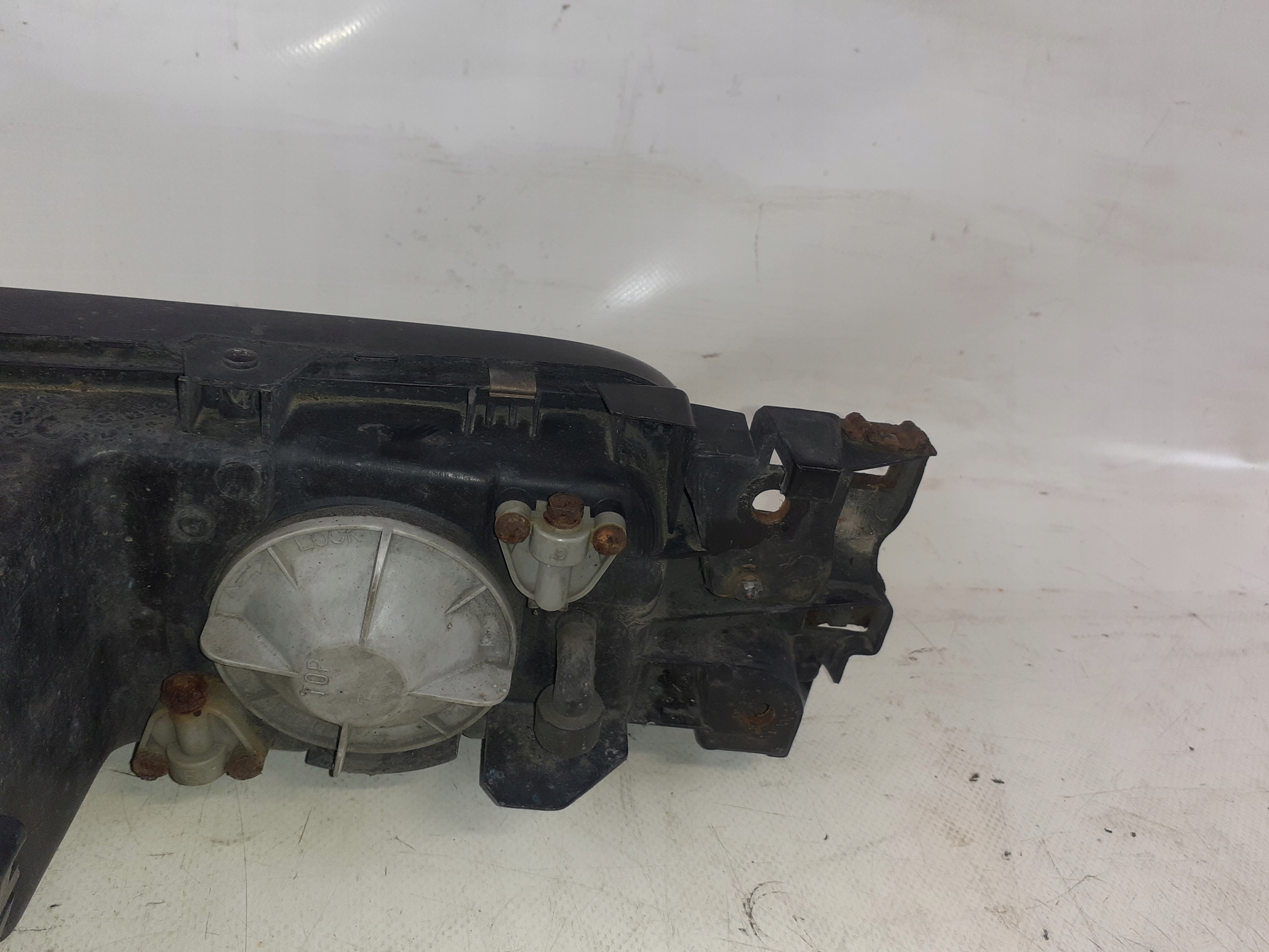 REFLEKTOR light front MAZDA 626 left