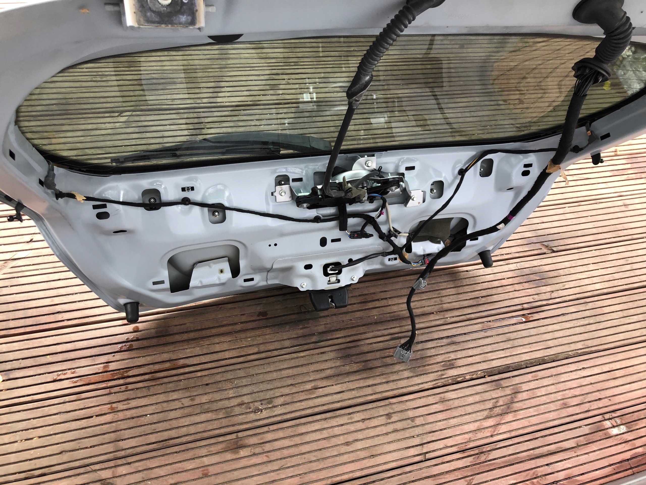 FIESTA MK7 ST LIFT KOMPLETNA KLAPA BAGAŻNIK KAMERA Wersja Europejska