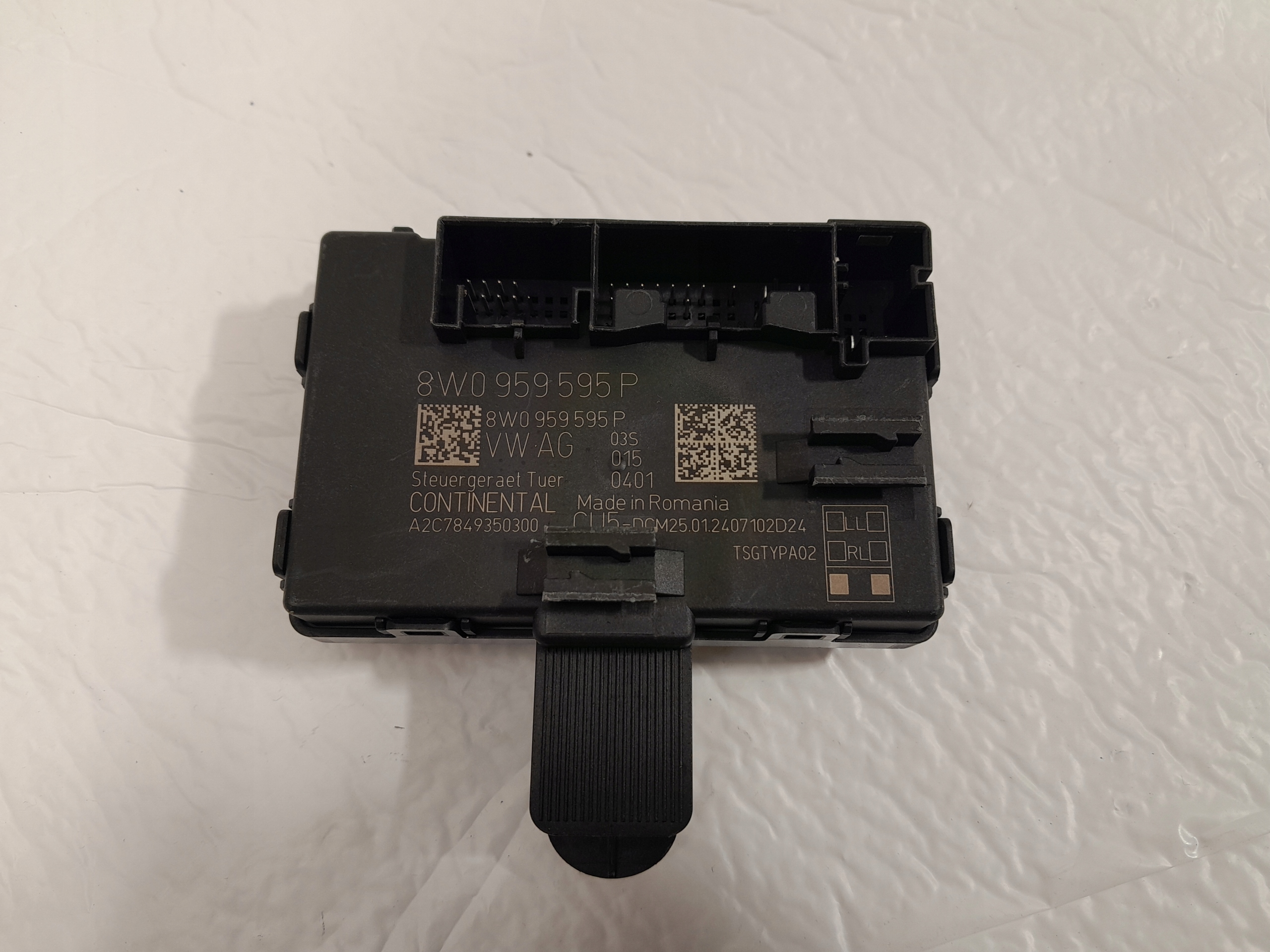 AUDI A4 B9 TEROWNIK module door 8W0959595P