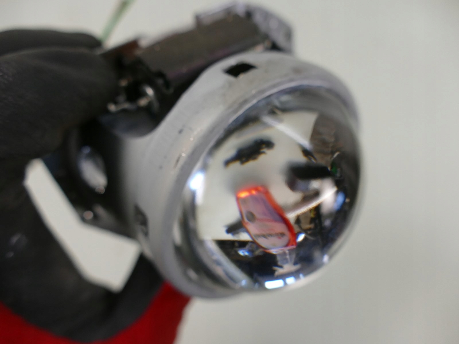 MITSUBISHI OUTLANDER and LIFT fog light left front