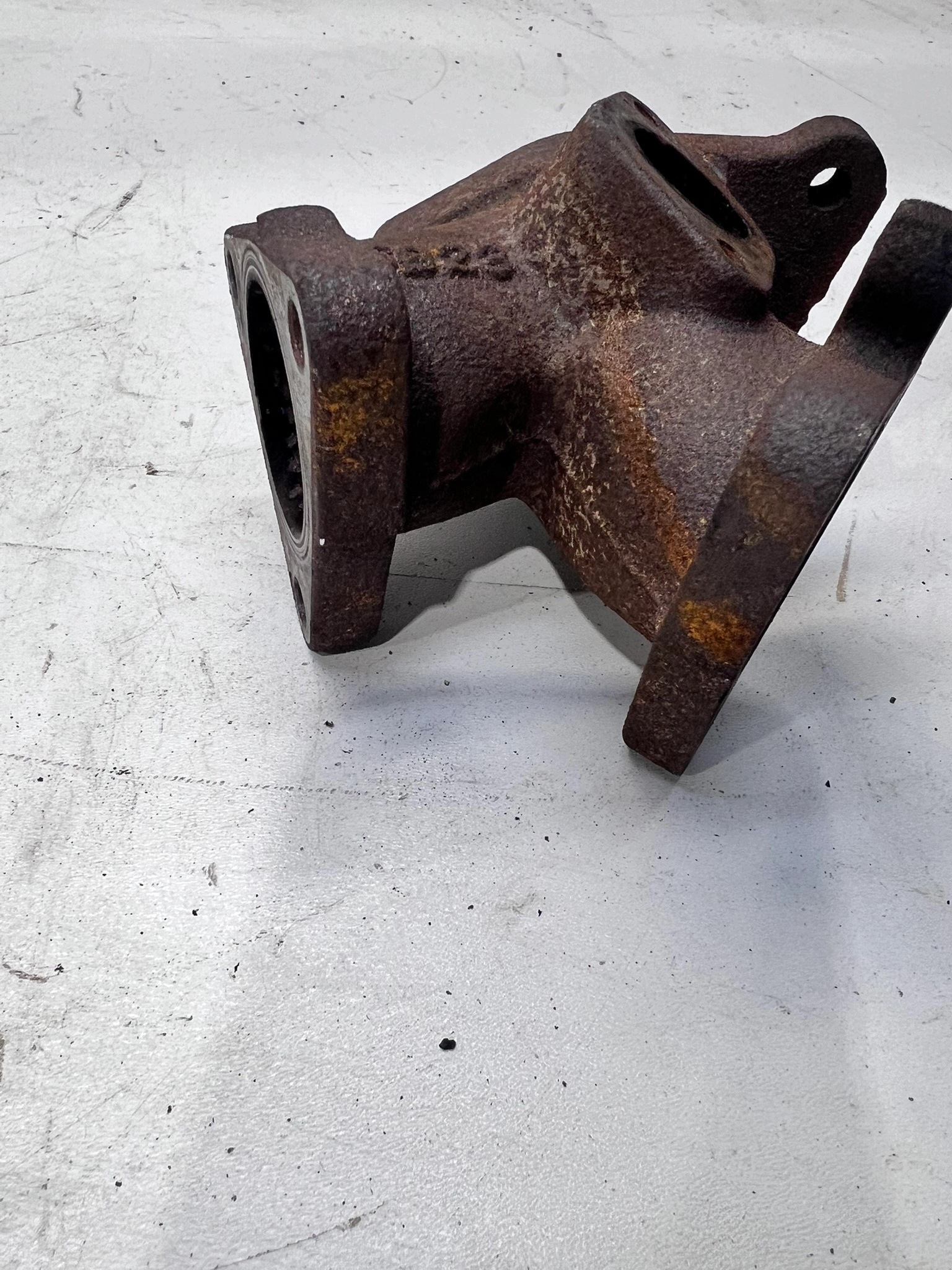 spona ispušne grane AUDI A6 C6 3.0 59001091162