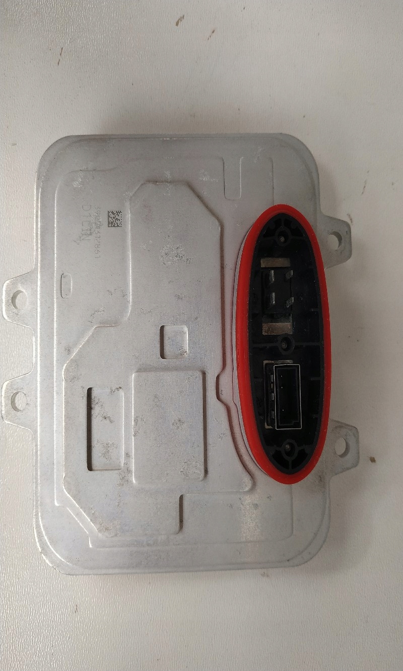 PRZETWORNICA NAPIĘCIA LAMP KSENONOWYCH HELLA 5DV Typ samochodu Samochody osobowe