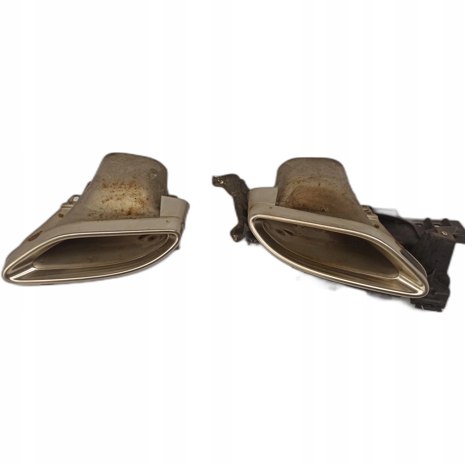 A2054900400 - Выхлопная труба MERCEDES C-Class W205