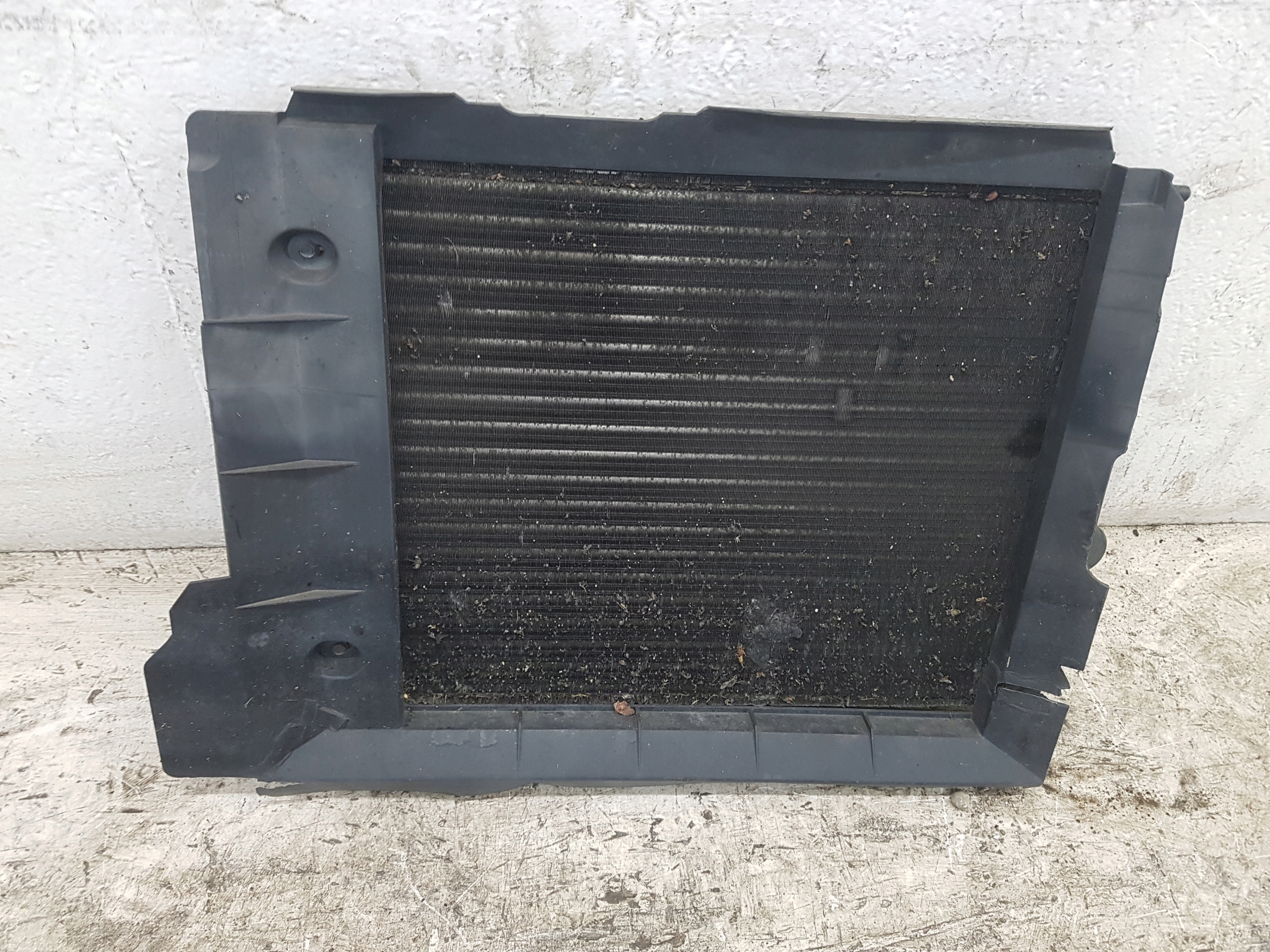 KOMPLET Radiateur Z WENTYLATOREM RENAULT CLIO 2 1.2 B