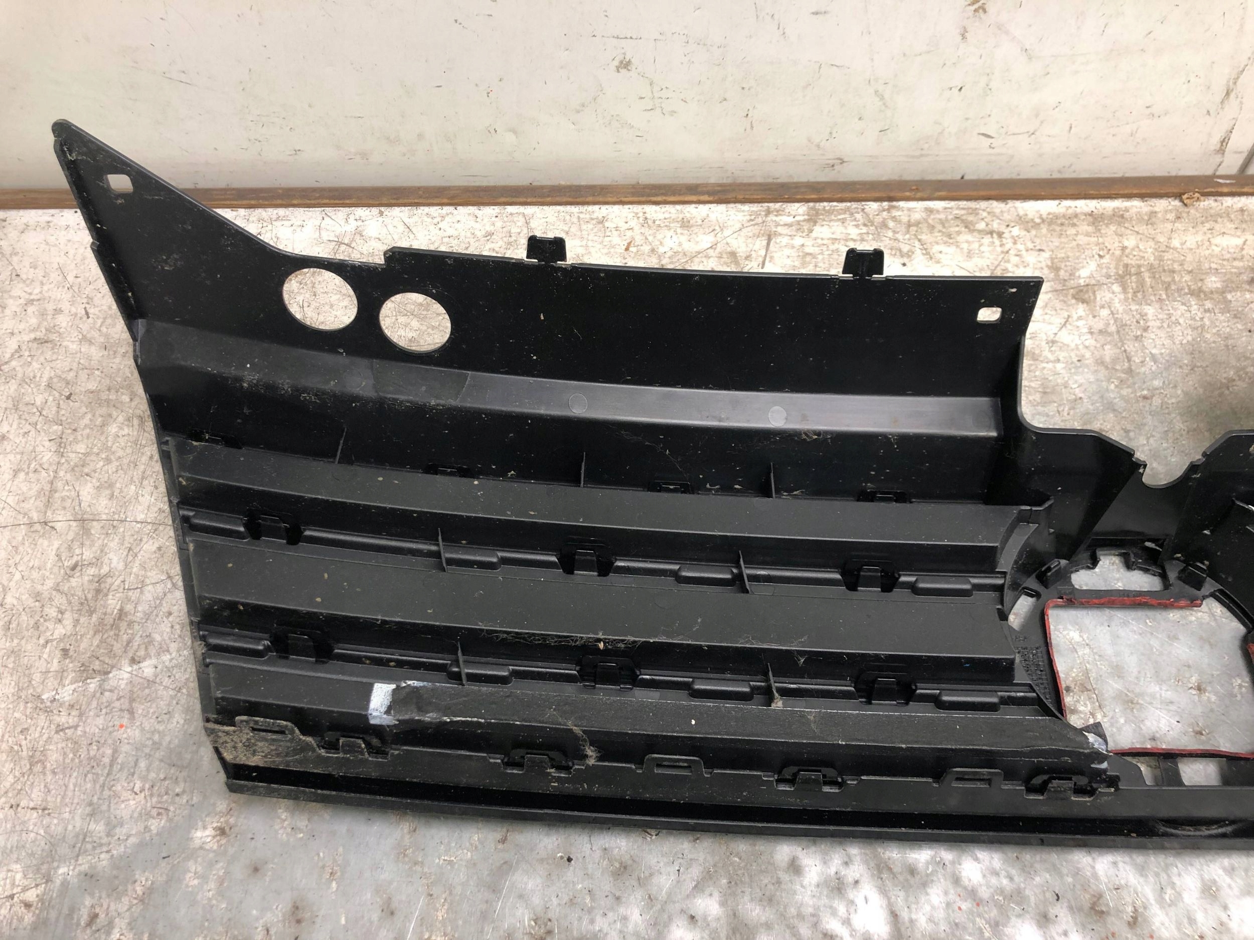 Grill Grill VW TIGUAN II 5NA