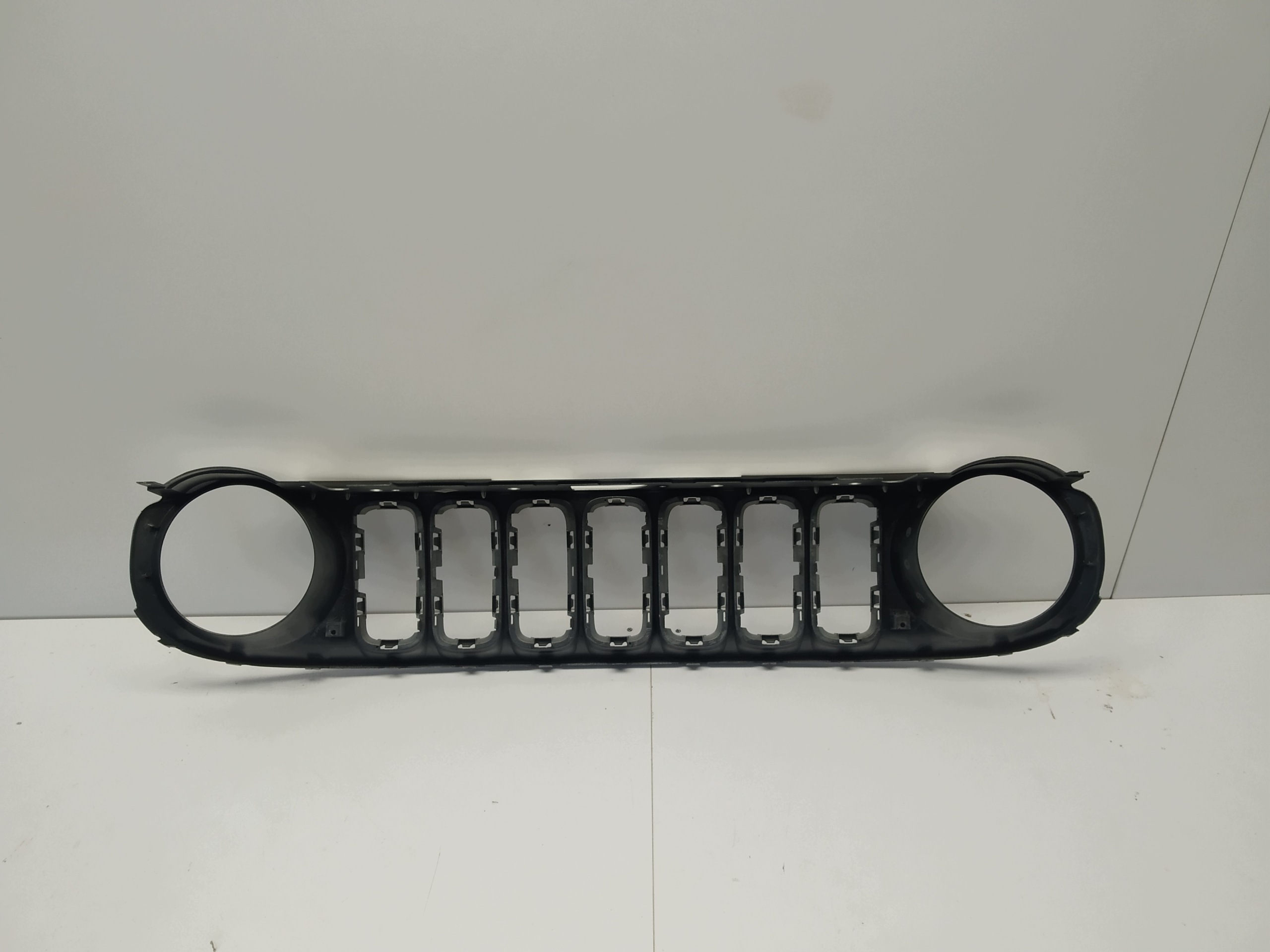 2014-2018r Jeep Renegade front PREKLADgrill front original 735587825