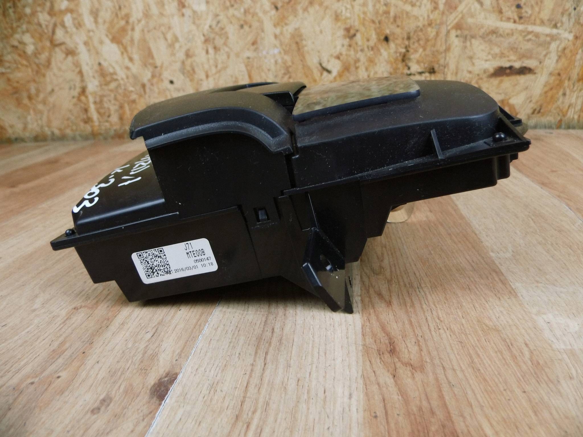 Mazda 6 GJ rzutnik display head up projektor MTE00B