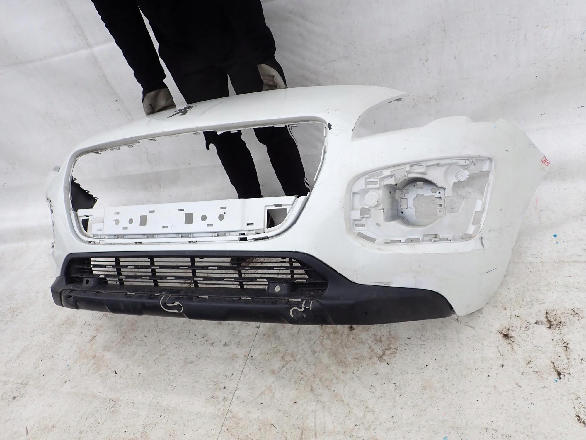 PEUGEOT 3008 and 1 LIFT 13-16 bumper front front