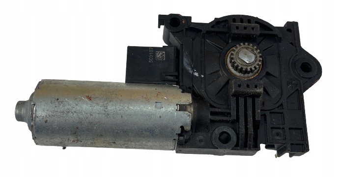 BMW X5 G05 MOTOR MOTOR SCHIEBEDACH 10030661A