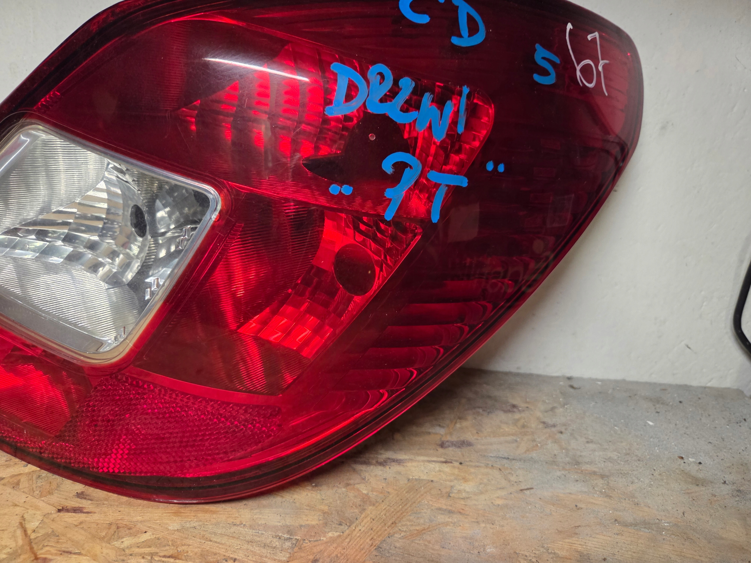 light right rear part right rear OPEL CORSA D 5D 06-14r 131880046