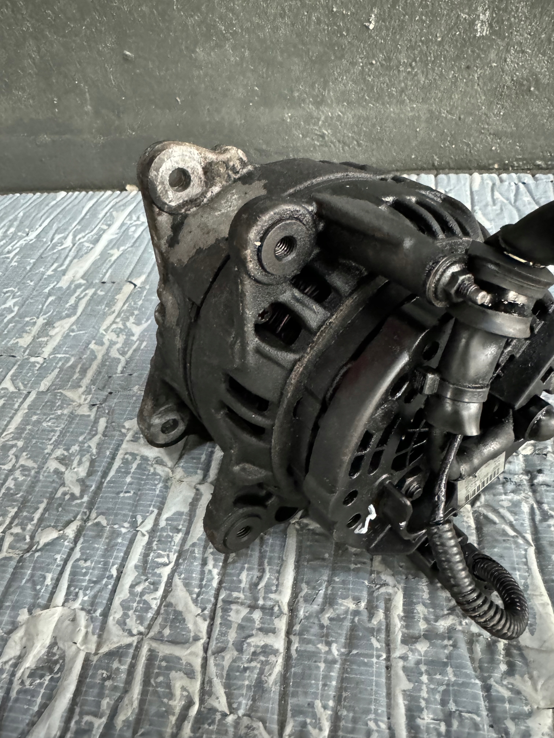 ALTERNATOR VW SKODA 06F903023F Typ samochodu Samochody osobowe