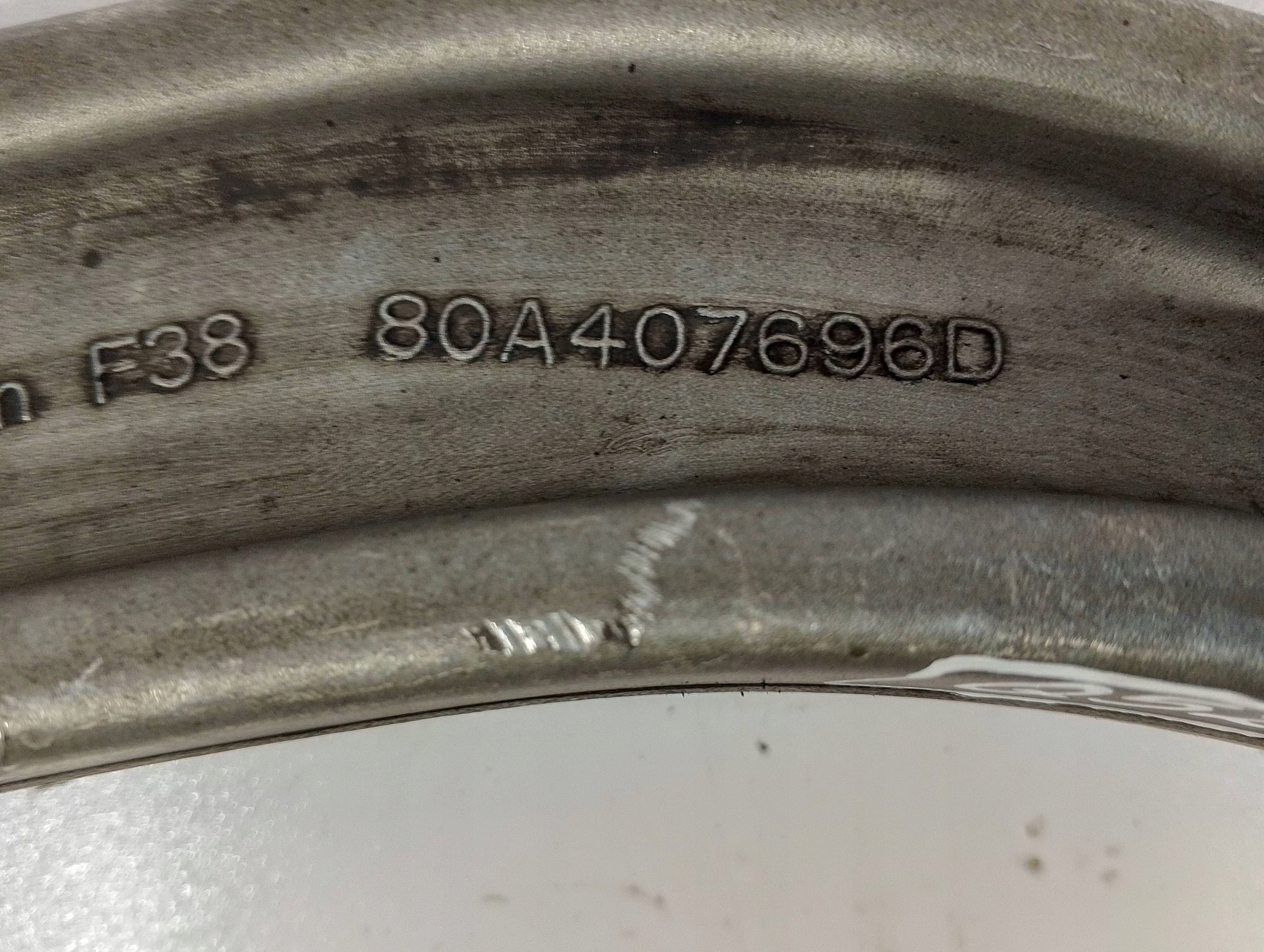 Audi Q5 SQ5 80A arm front right 80A407696D (Q528)
