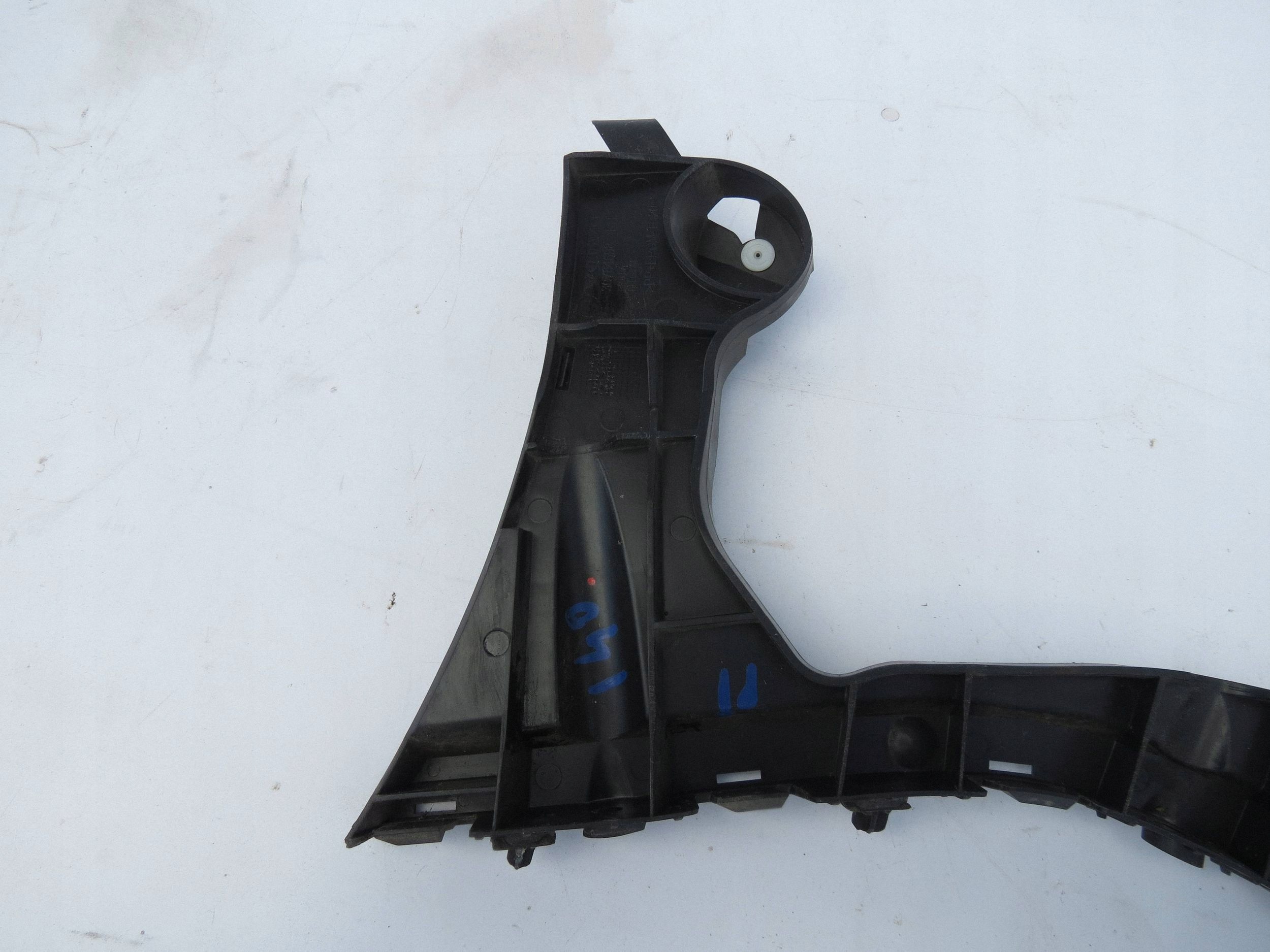 Support Support plaque Poignée Pare choc Droite Arrière VOLVO XC60 et 30764698