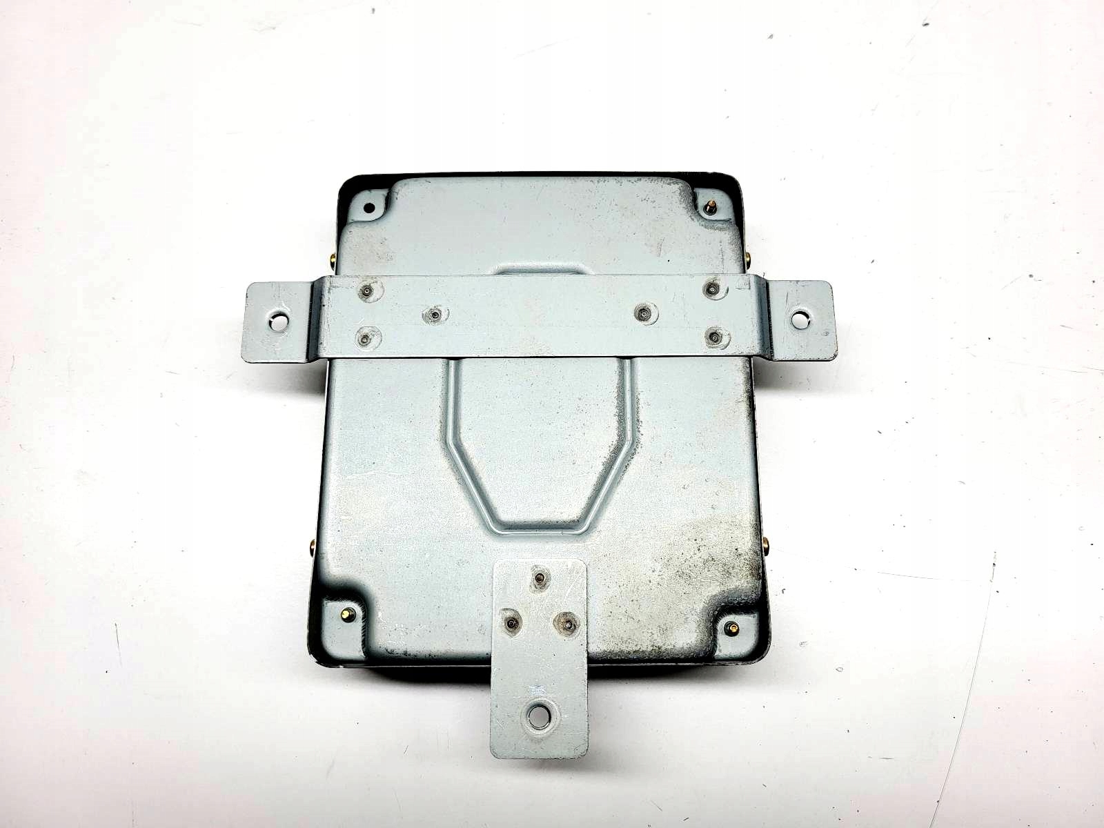 computer control unit of the engine SUZUKI IGNIS 1.3 16V 33920-80GF1