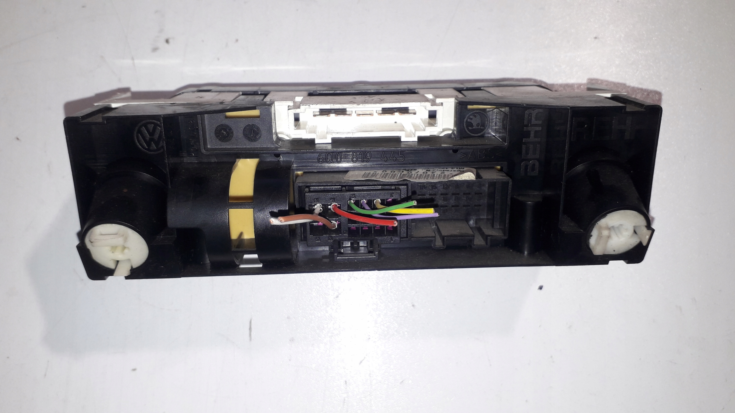 VW POLO 6Q 6QO PANEL AC BOUCHES BUSES