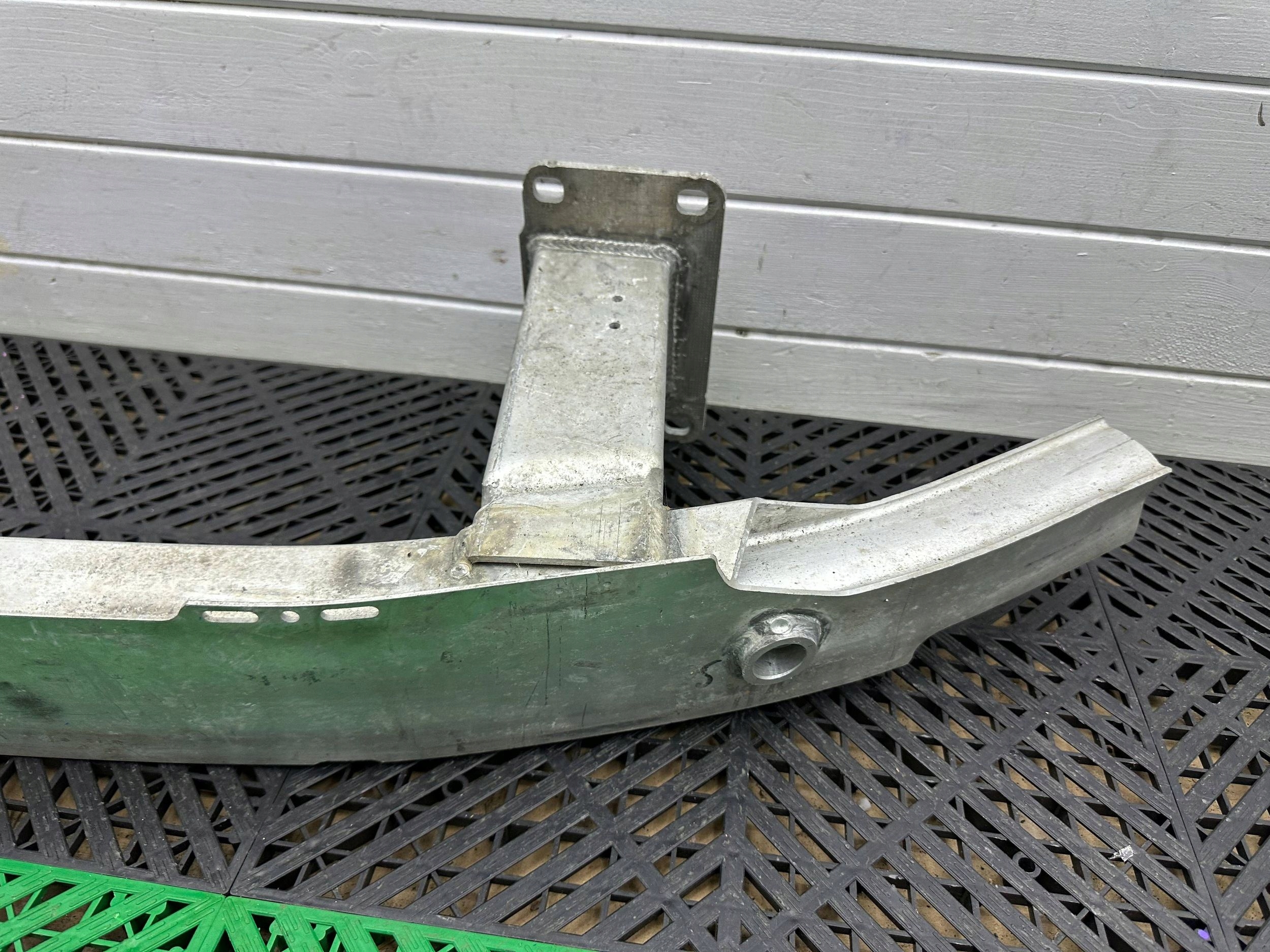 bumper support of the front front Audi A6 S6 C8 4K 4K0807109
