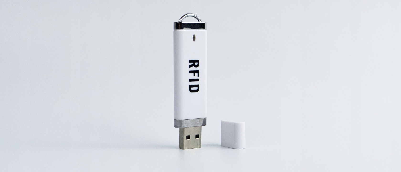 CZYTNIK RFID PENDRIVE KIESZONKOWY USB MOBILNY 125KHz DO LAPTOPA TELEFONU Waga produktu z opakowaniem jednostkowym 0.04 kg