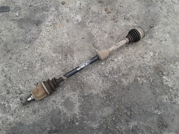 PÓŁOŚ PRAWA KIA CEED I 1.4 B BENZ PÓŁOŚKA