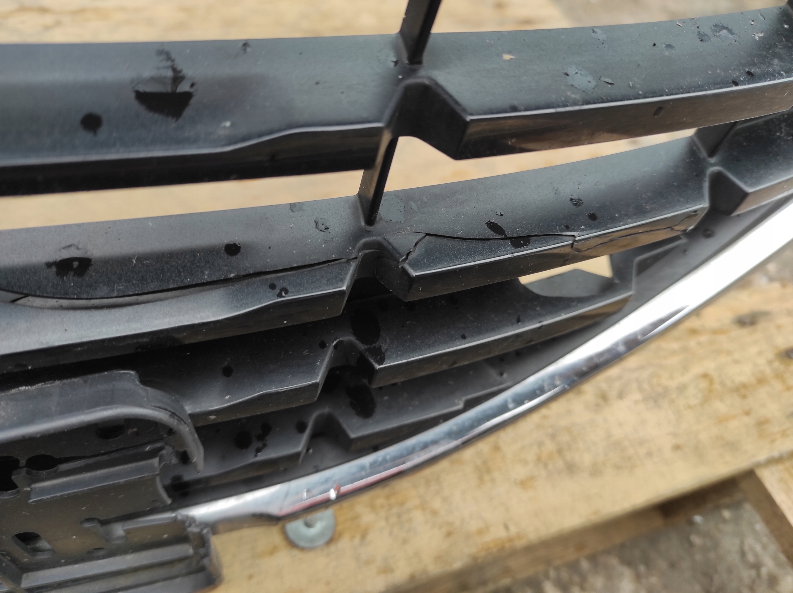FORD FIESTA MK8 LIFT 2021 front PREKLADgrill front TITANIUM N1BB-8200-A6