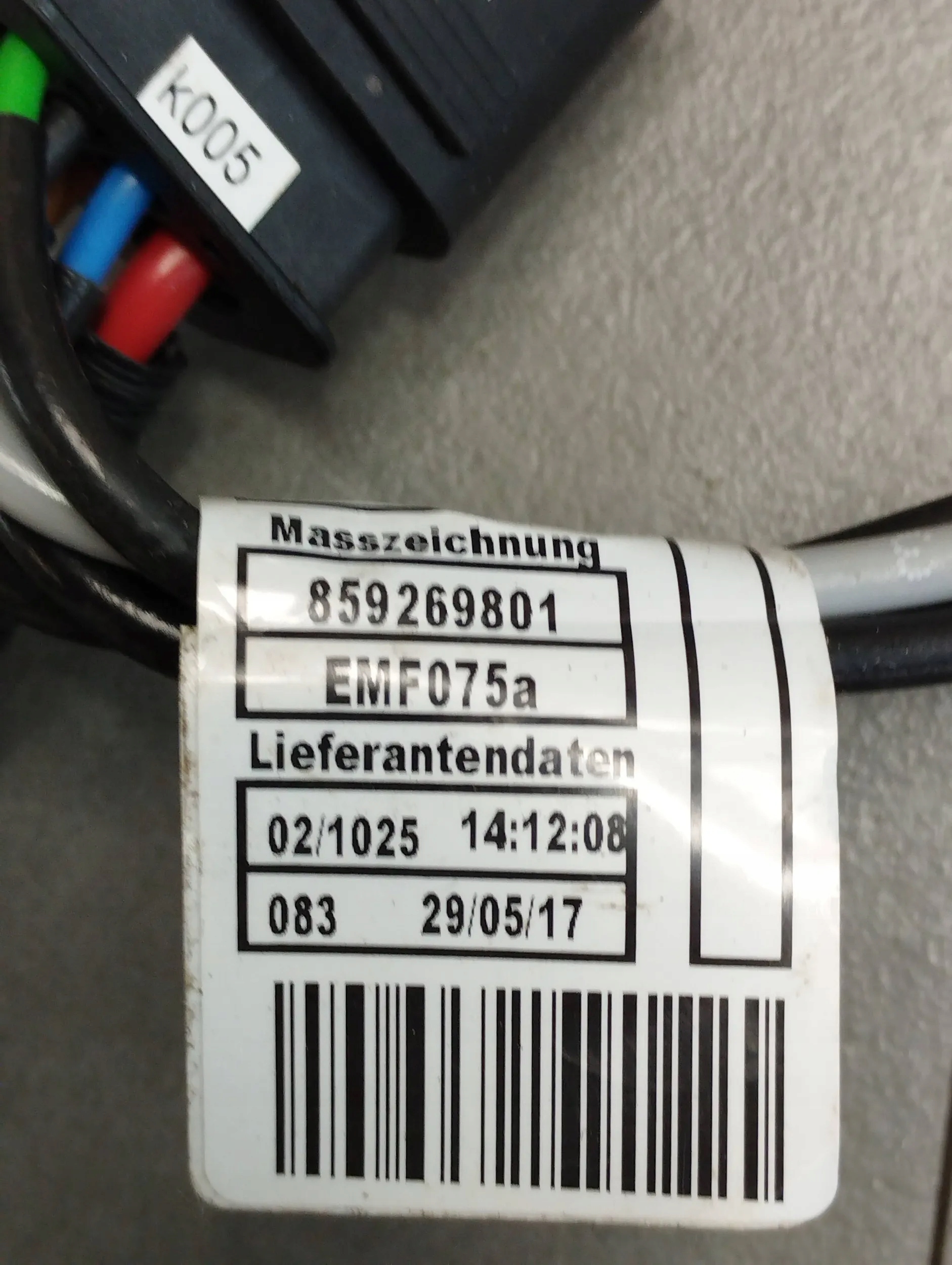 BMW X1 F48 bundle plugs ZAROWYCH 8592698
