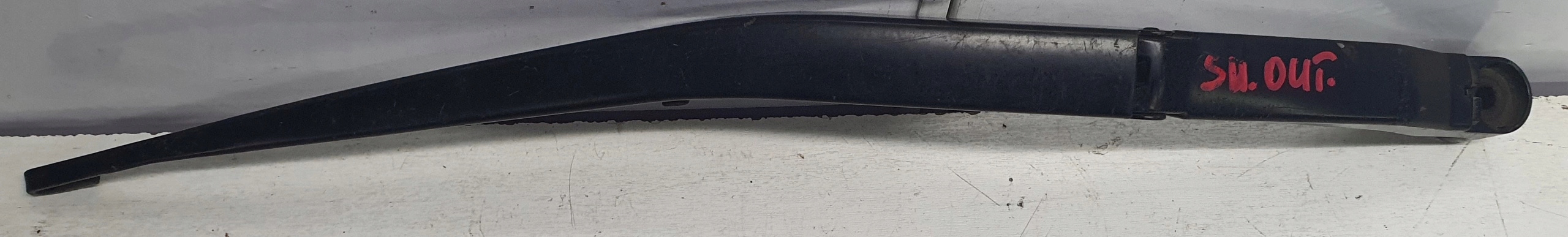 wiper arm right Subaru legacy outback