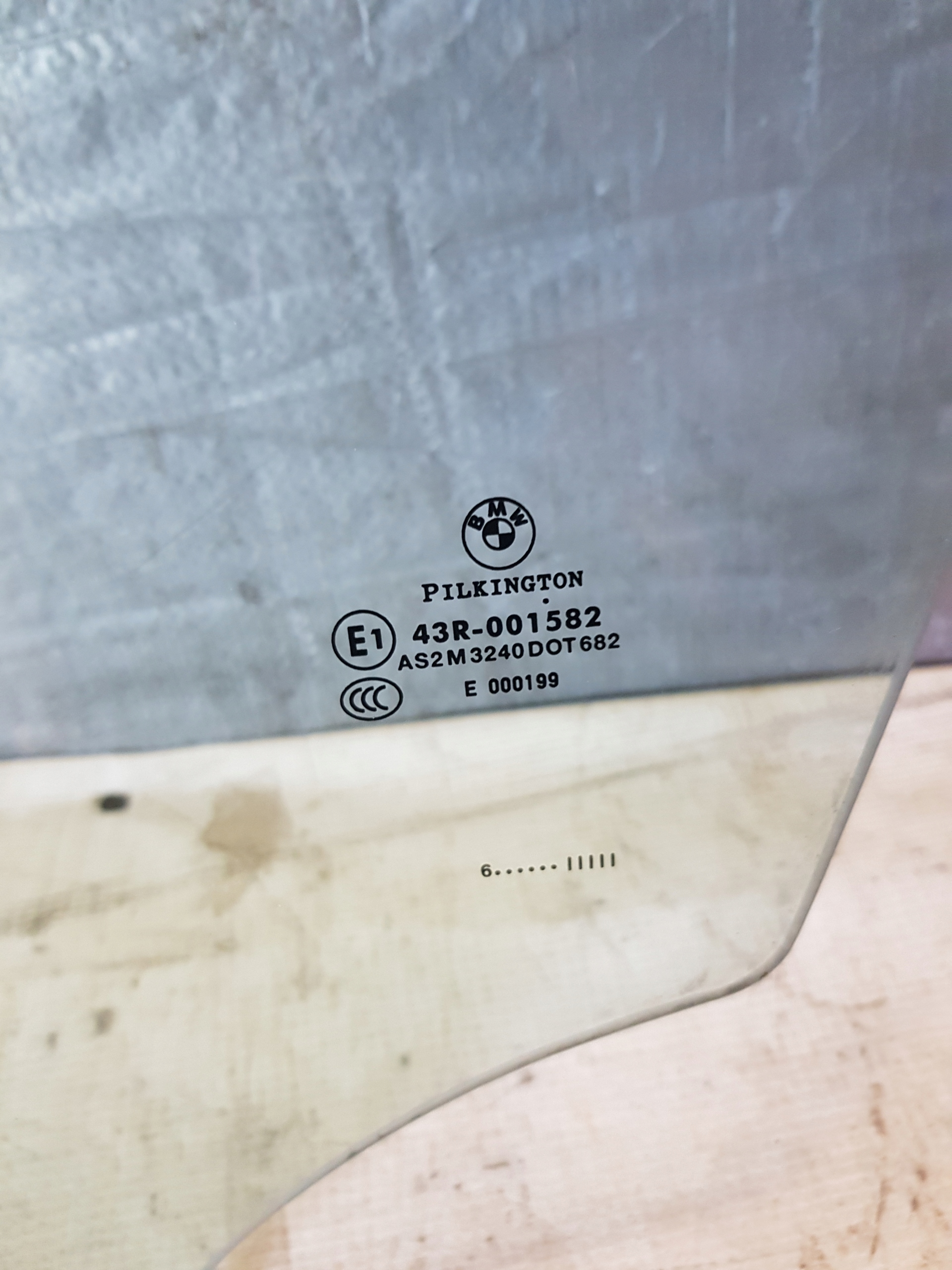 BMW E90 E91 window side door left front
