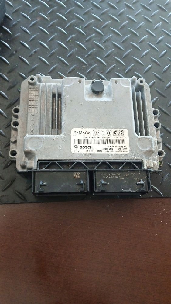 control unit of the engine Ford Focus 0261S09376
