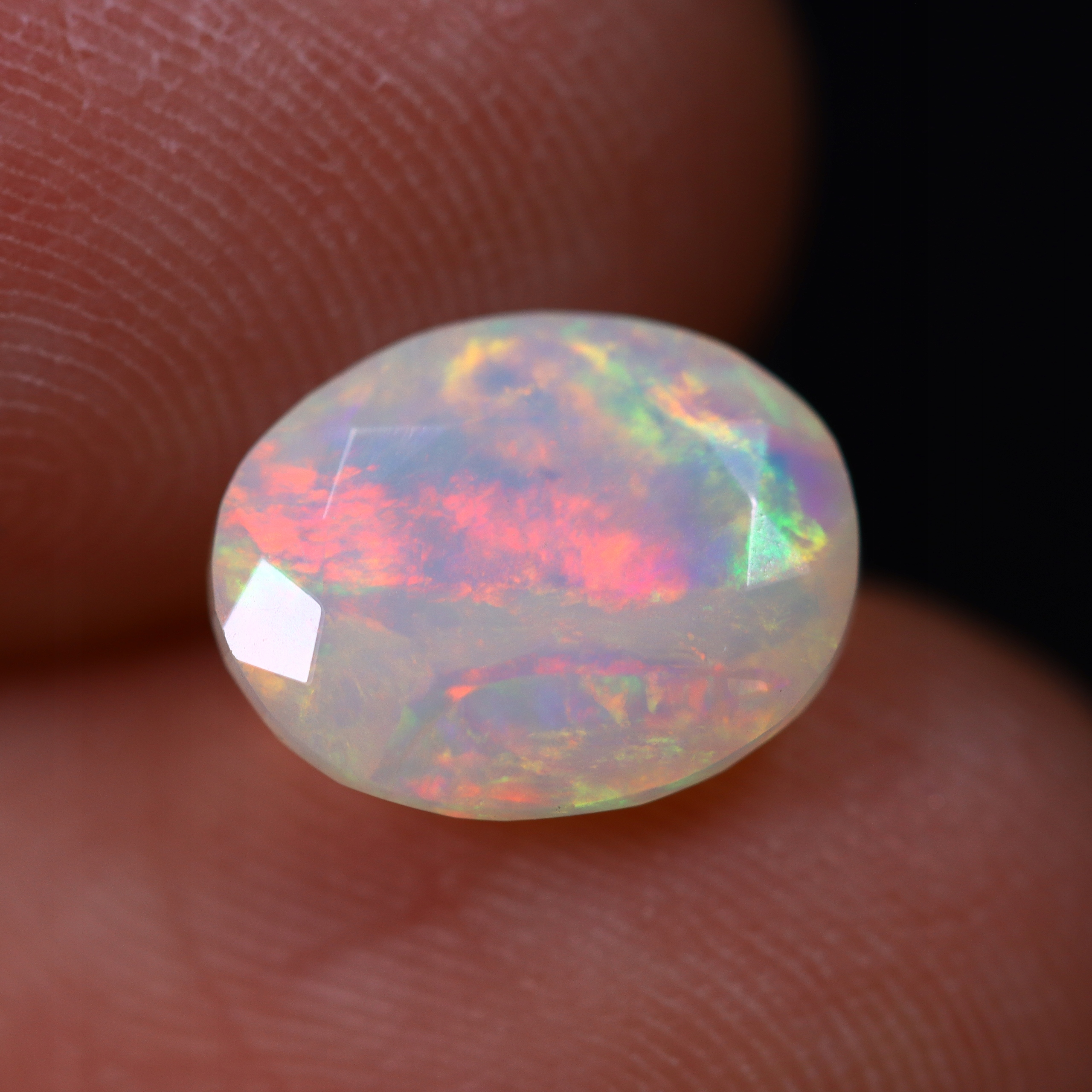 Přírodní opál 1.69 ct Ovál Etiopie certifikát Wbd