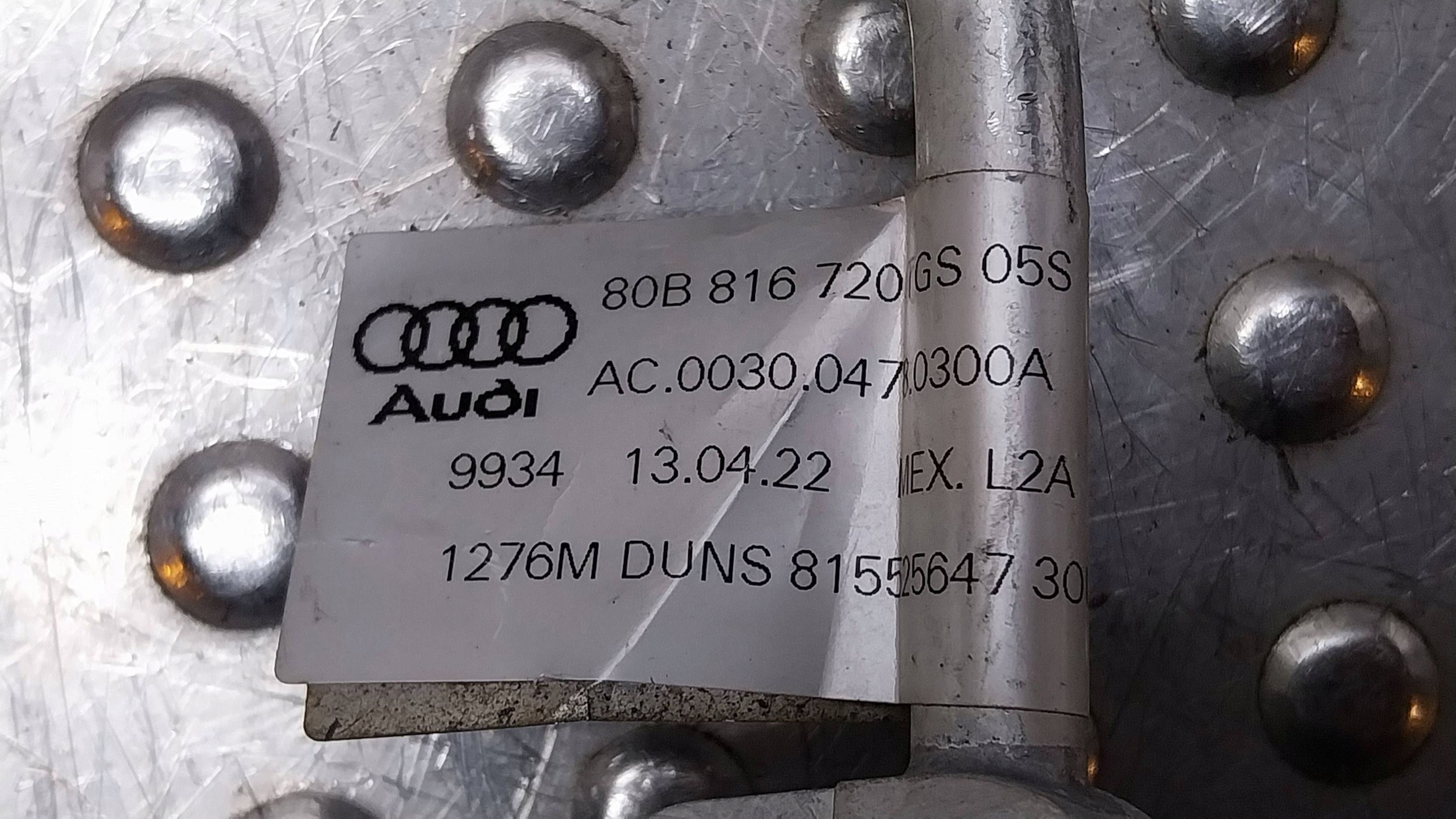 vedení klimatizaci 80B816720 AUDI Q5 80A 2.0TDI