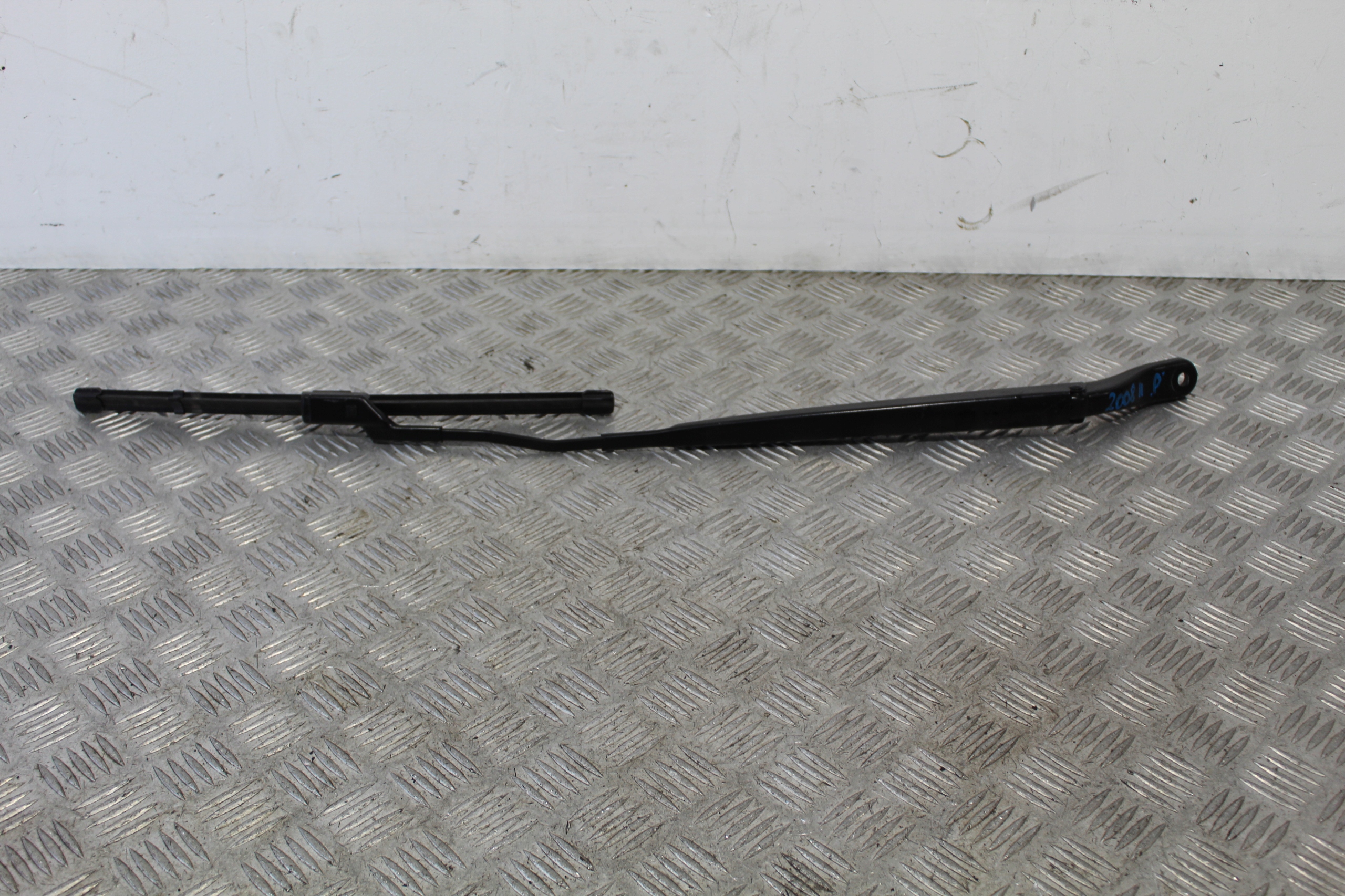 wiper arm right PEUGEOT 2008 II 2