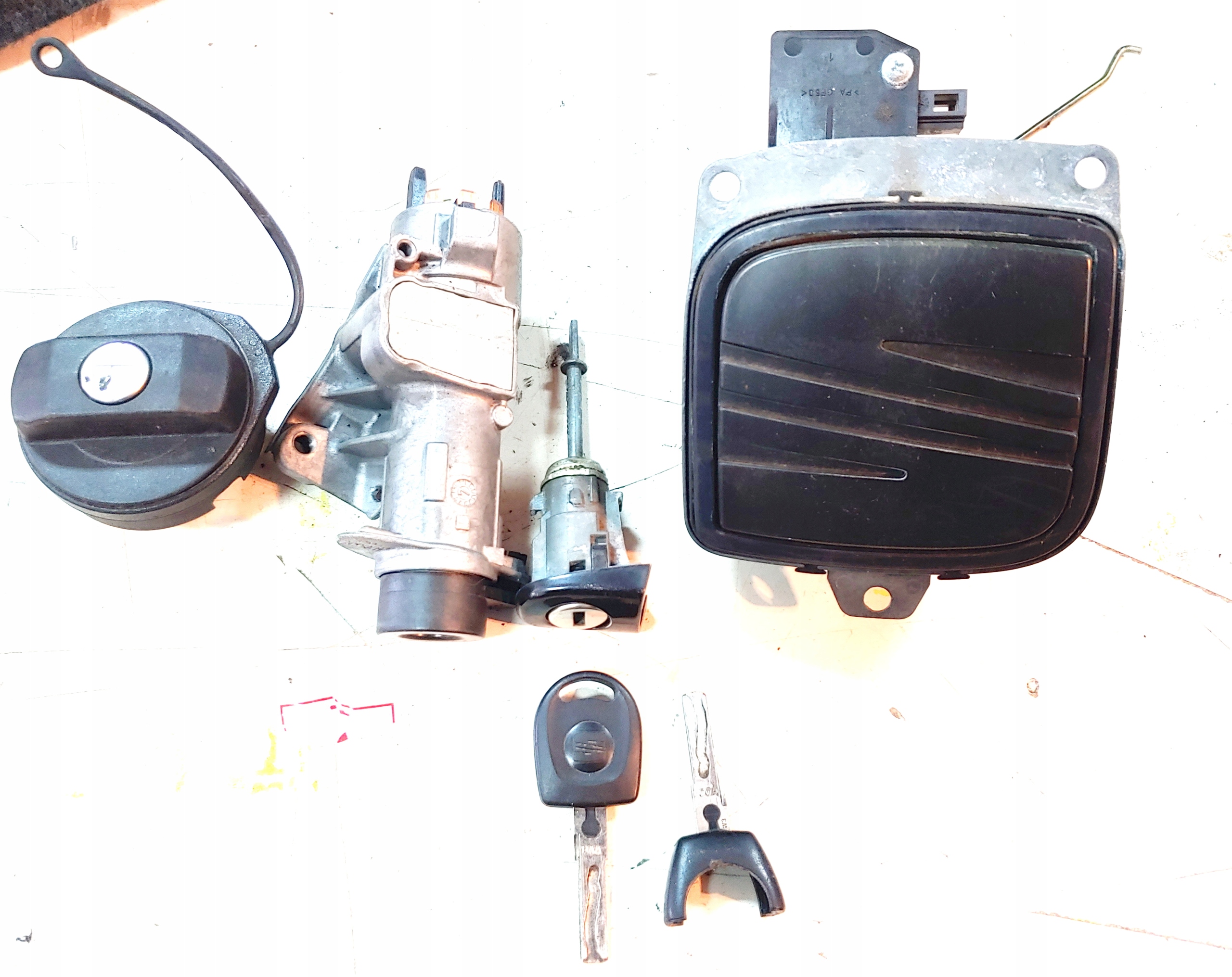 Zamki stacyjka wkładki Seat Ibiza Cordoba 6L 02-08