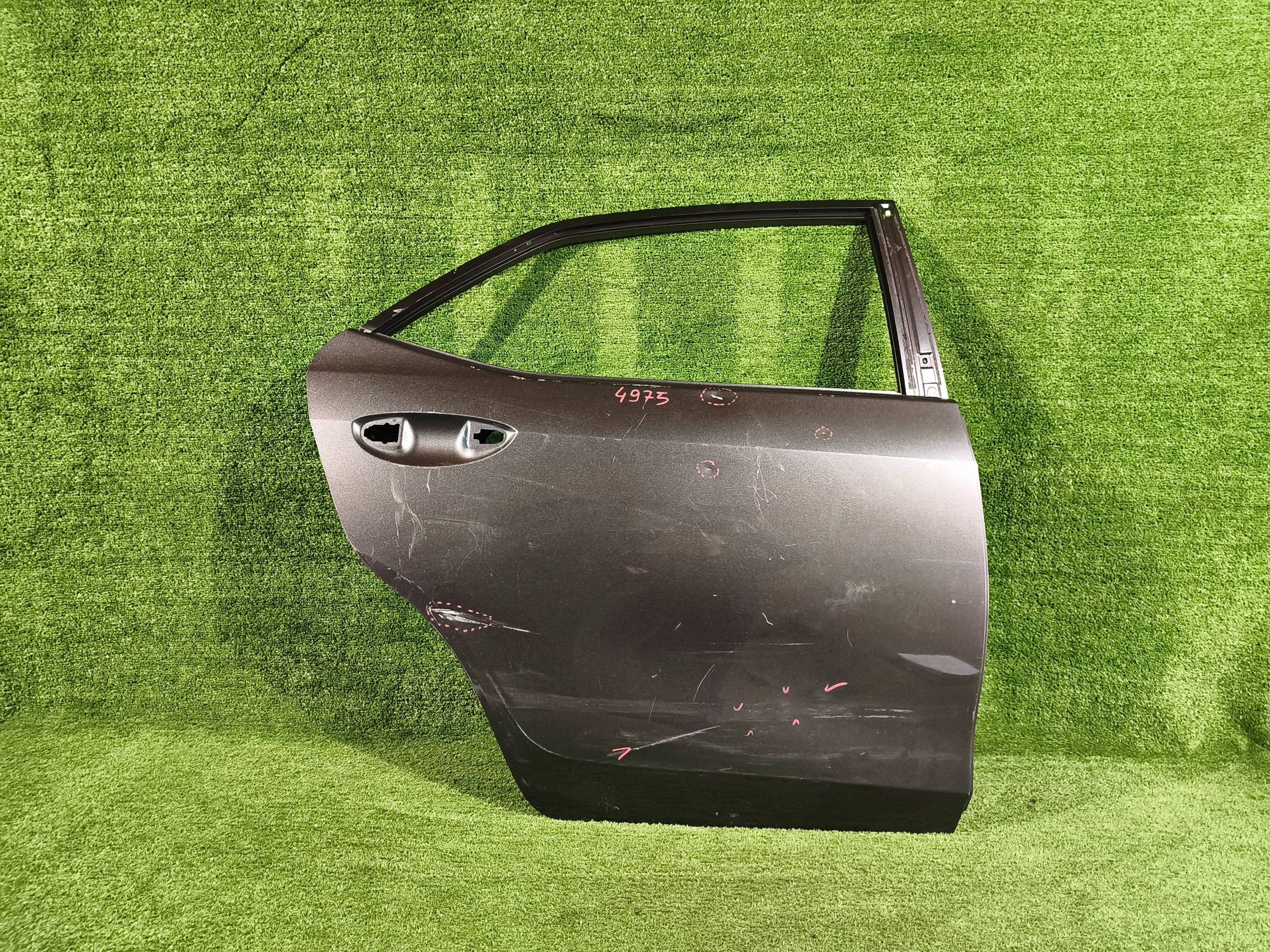 door rear. right right rear part TOYOTA COROLLA E16 E18 NR.4975