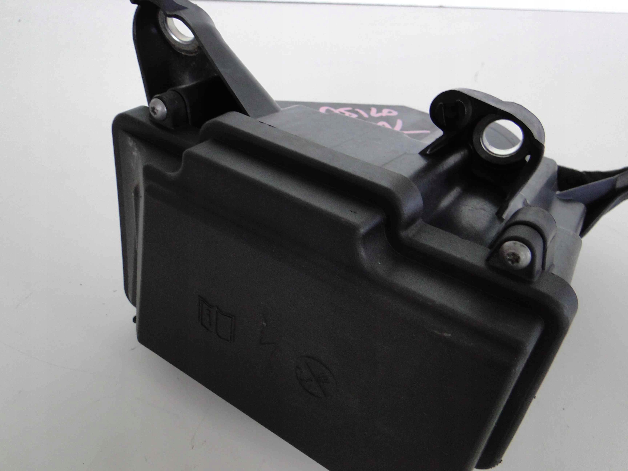 MERCEDES GLC 253 OBUDOWA SKRZYNKI BEZPIECZNIKÓW Typ samochodu Samochody osobowe