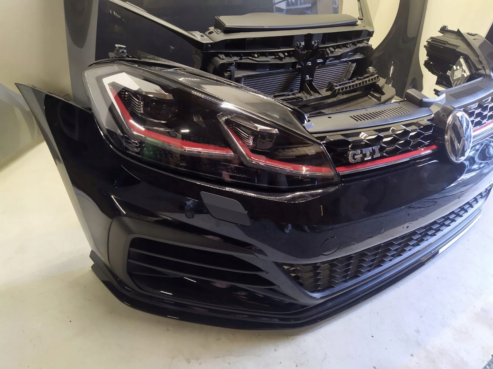 VW GOLF 7 VII LIFT GTI TCR KOMPLETNY PRZÓD ZDERZAK MASKA LAMPA BŁOTNIK Numer katalogowy części 3G0