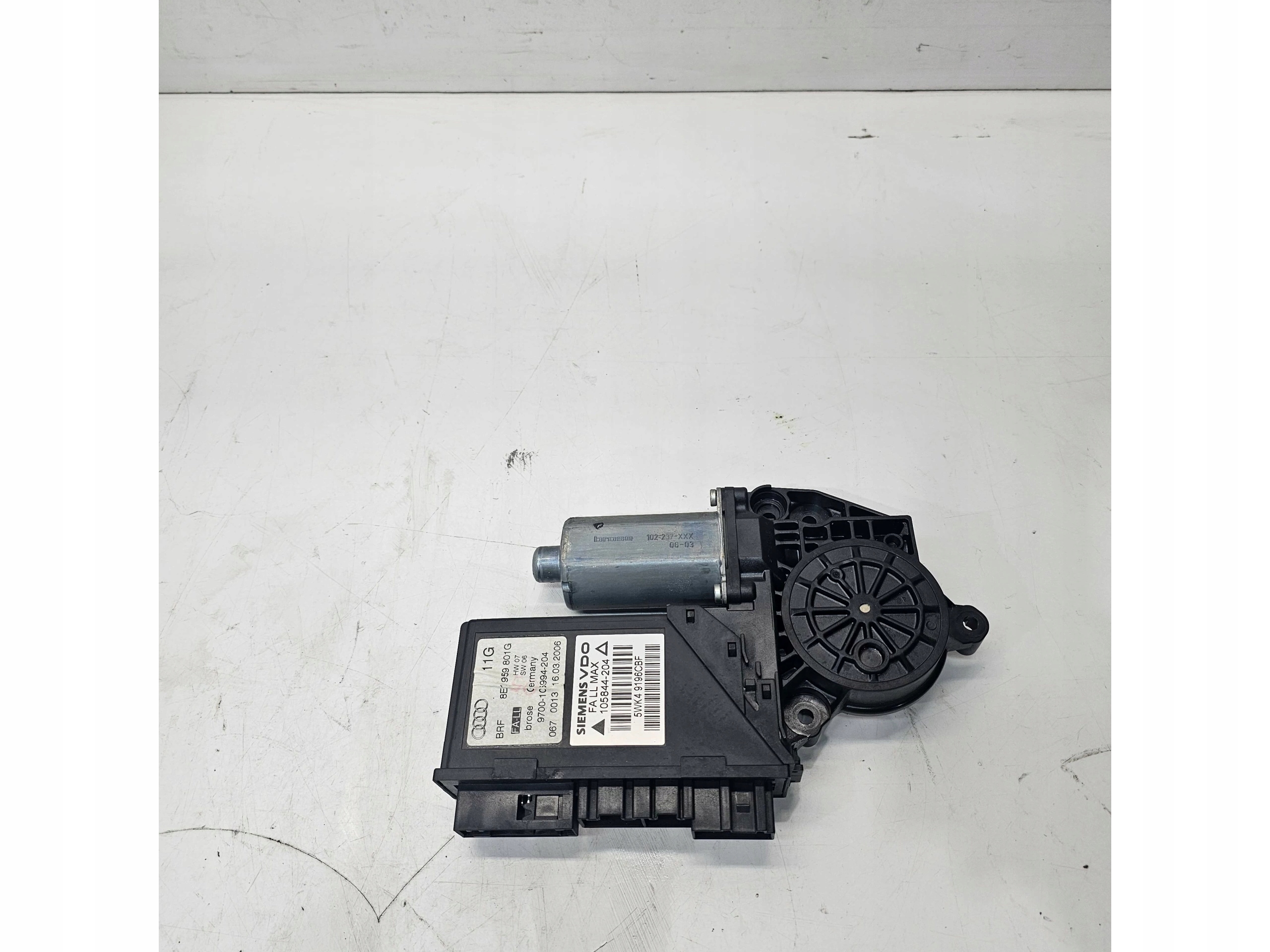 engine mini motor windows left AUDI A4 B6 B7 8E1959801G