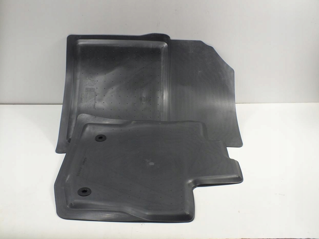 DACIA DOKKER DYWANIK DYWANIKI GUMOWE ORYG Numer katalogowy części 8201149591