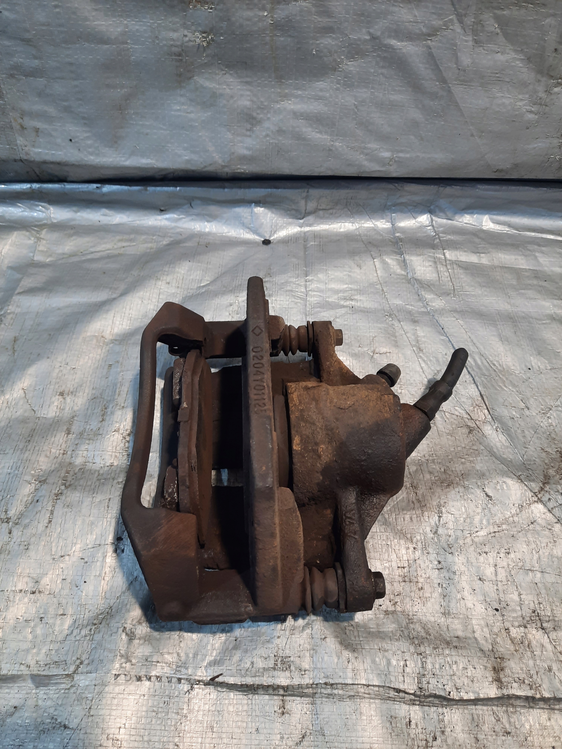 FORD MONDEO MK3 1.8B 01 SED caliper brake left front