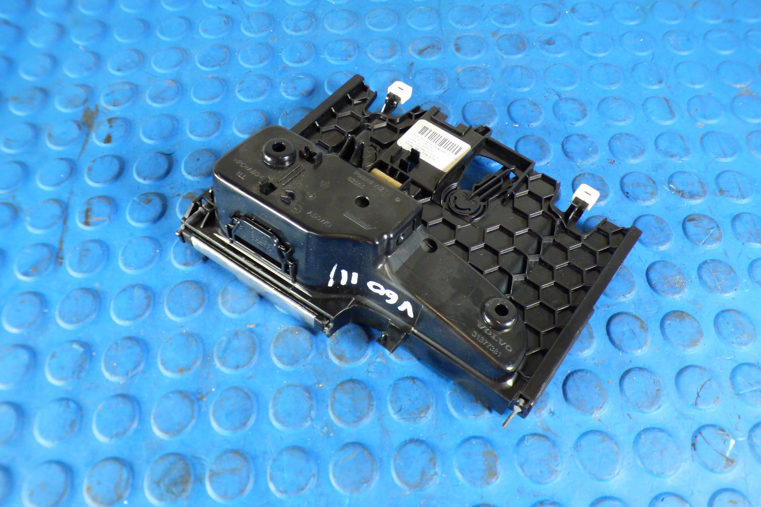 passenger compartment tunelu 31377381 31694582 VOLVO V60 III 2018