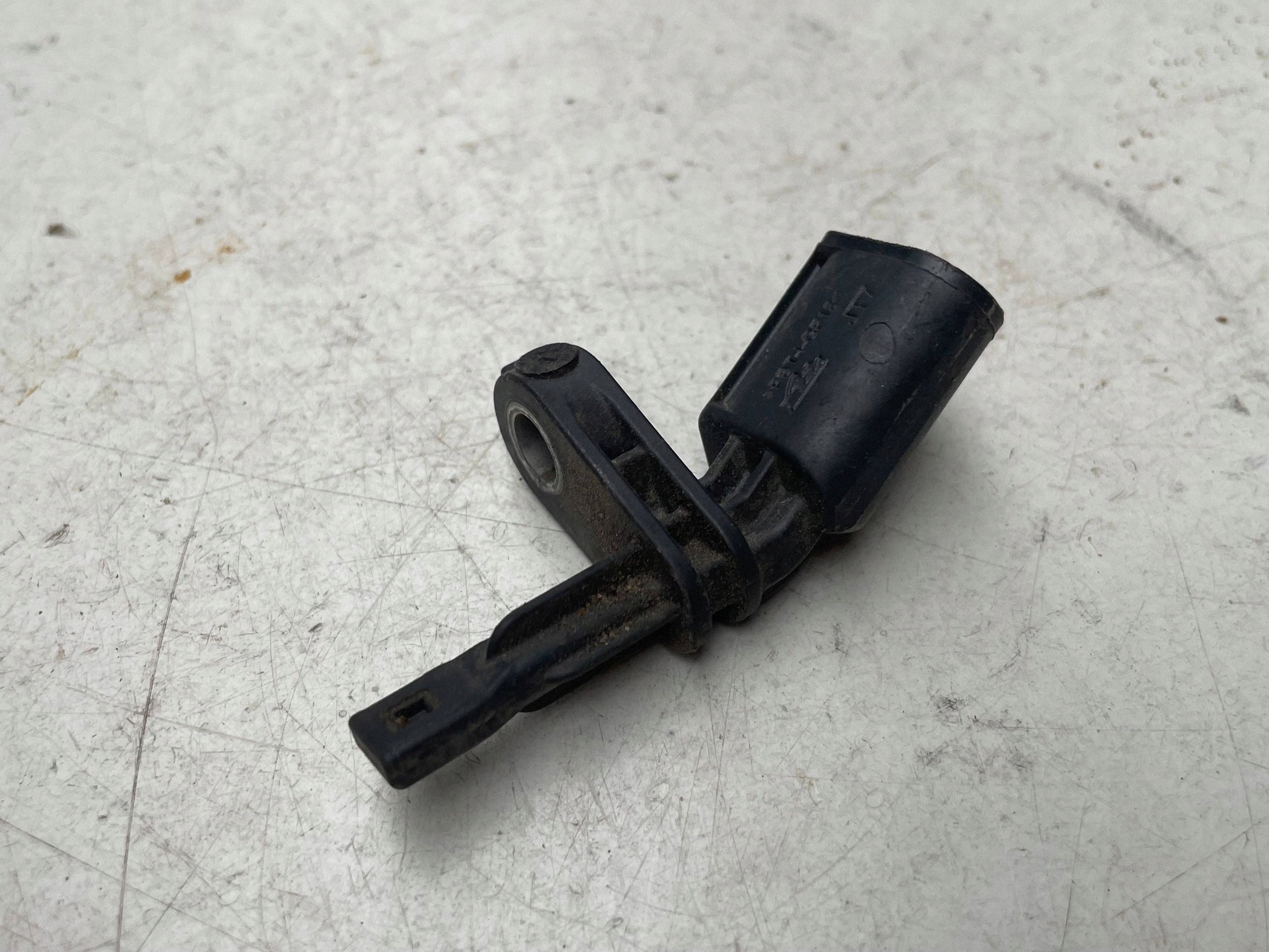 sensor ABS left front AUDI Q4 WHT003857C ABSENSOR !J