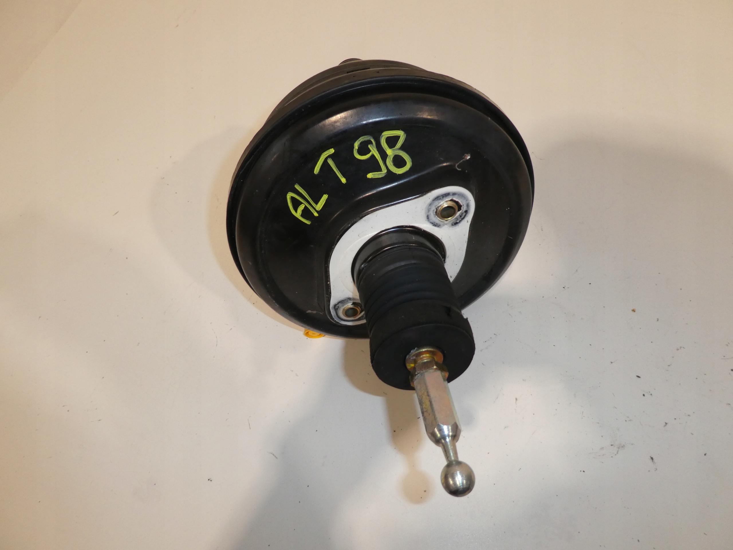 AUDI A6 C5 2.5 TDI V6 Servo bremsen 4B3612105