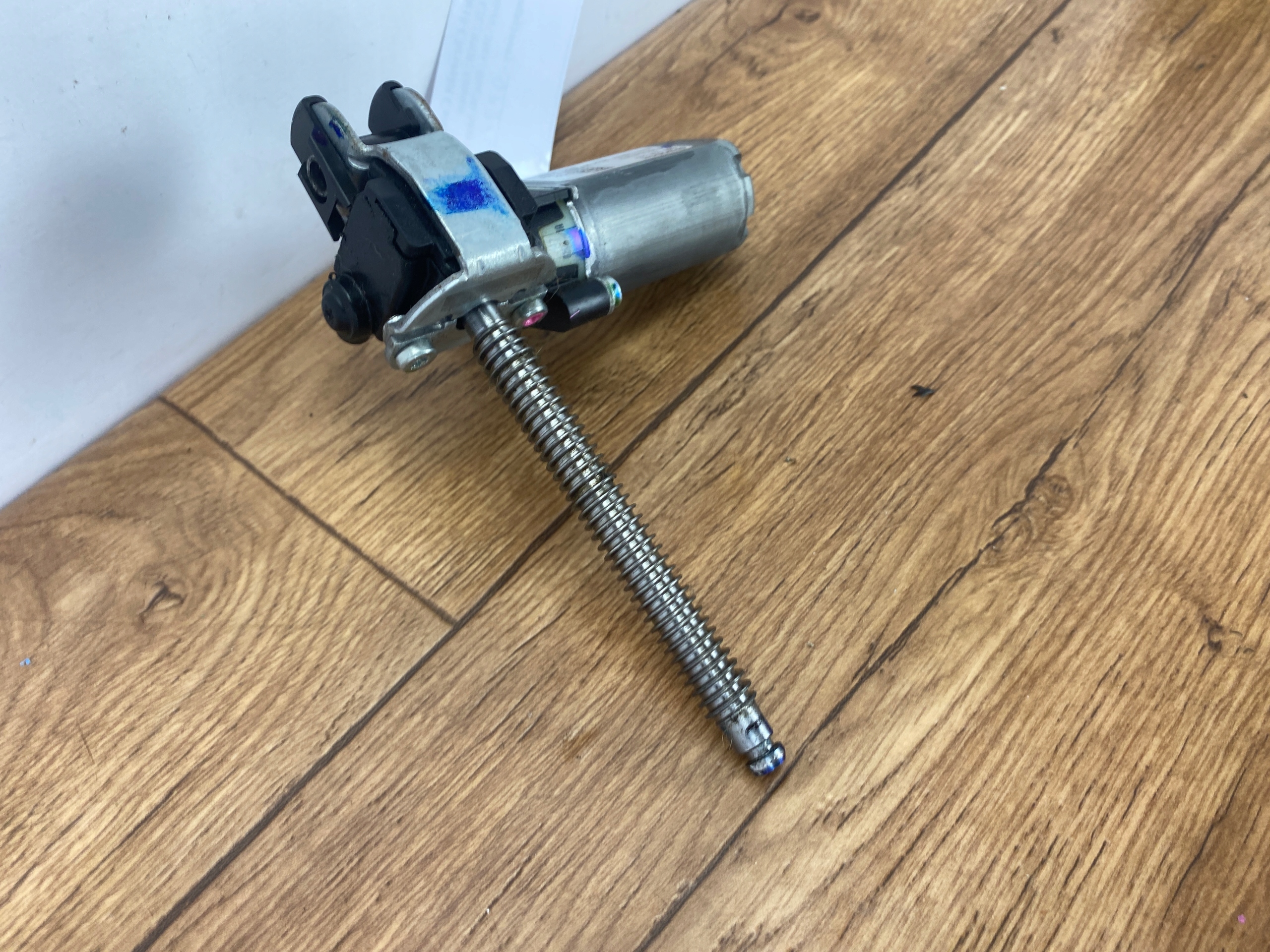 Micro moteur Contrôle Siège Chevrolet Camaro SS 2016+ USA