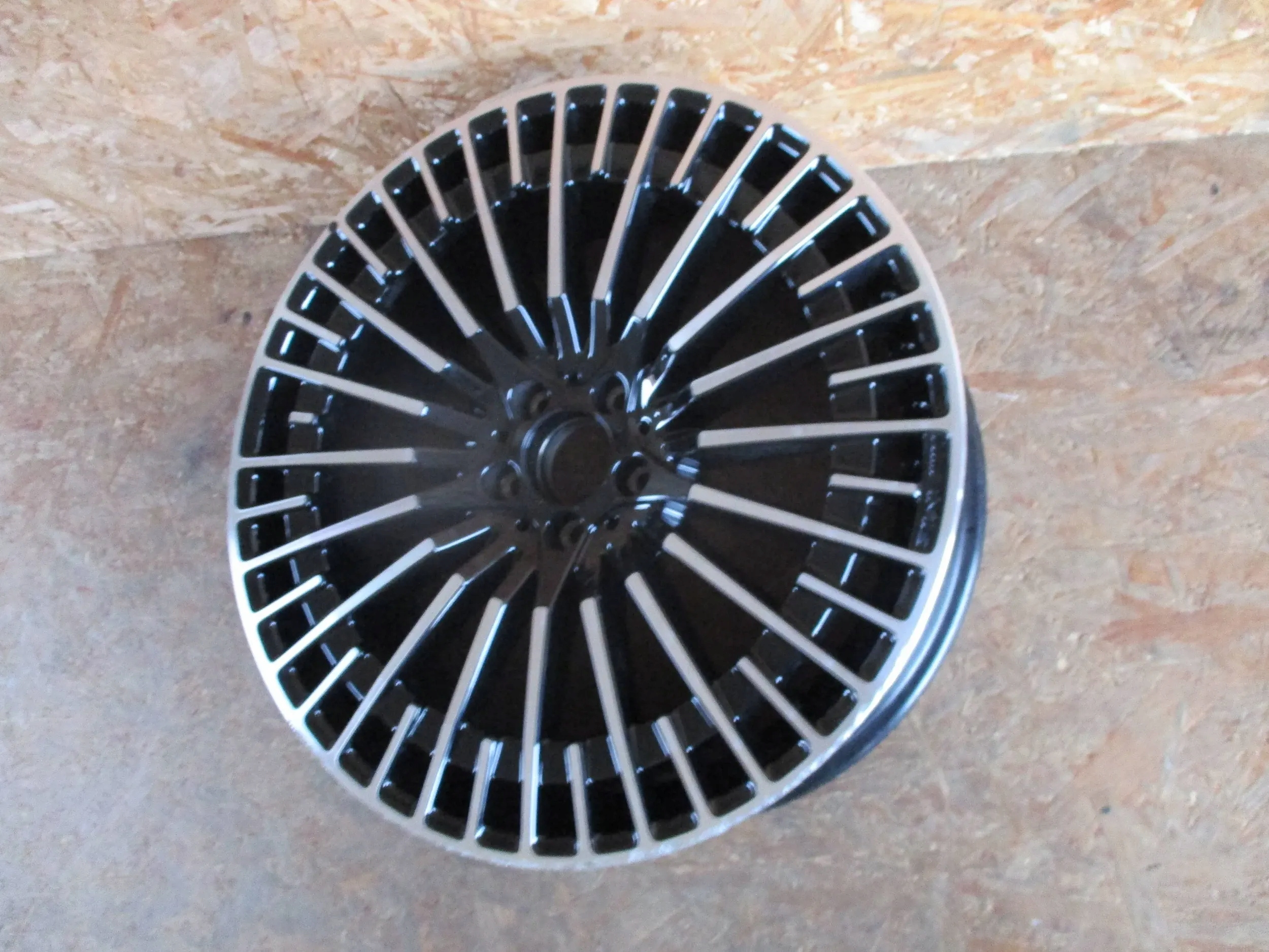 disk hliníkový MERCEDES EQC A293 8Jx21 ET27 5x112