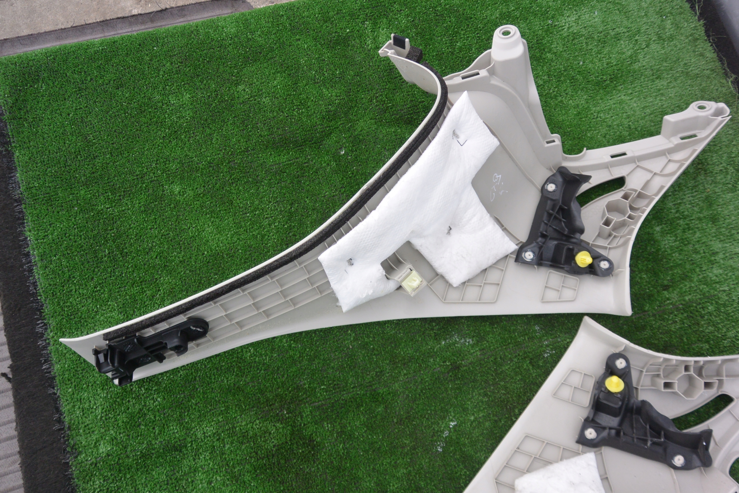 MAZDA CX9 cover SLUPKA rear part right left