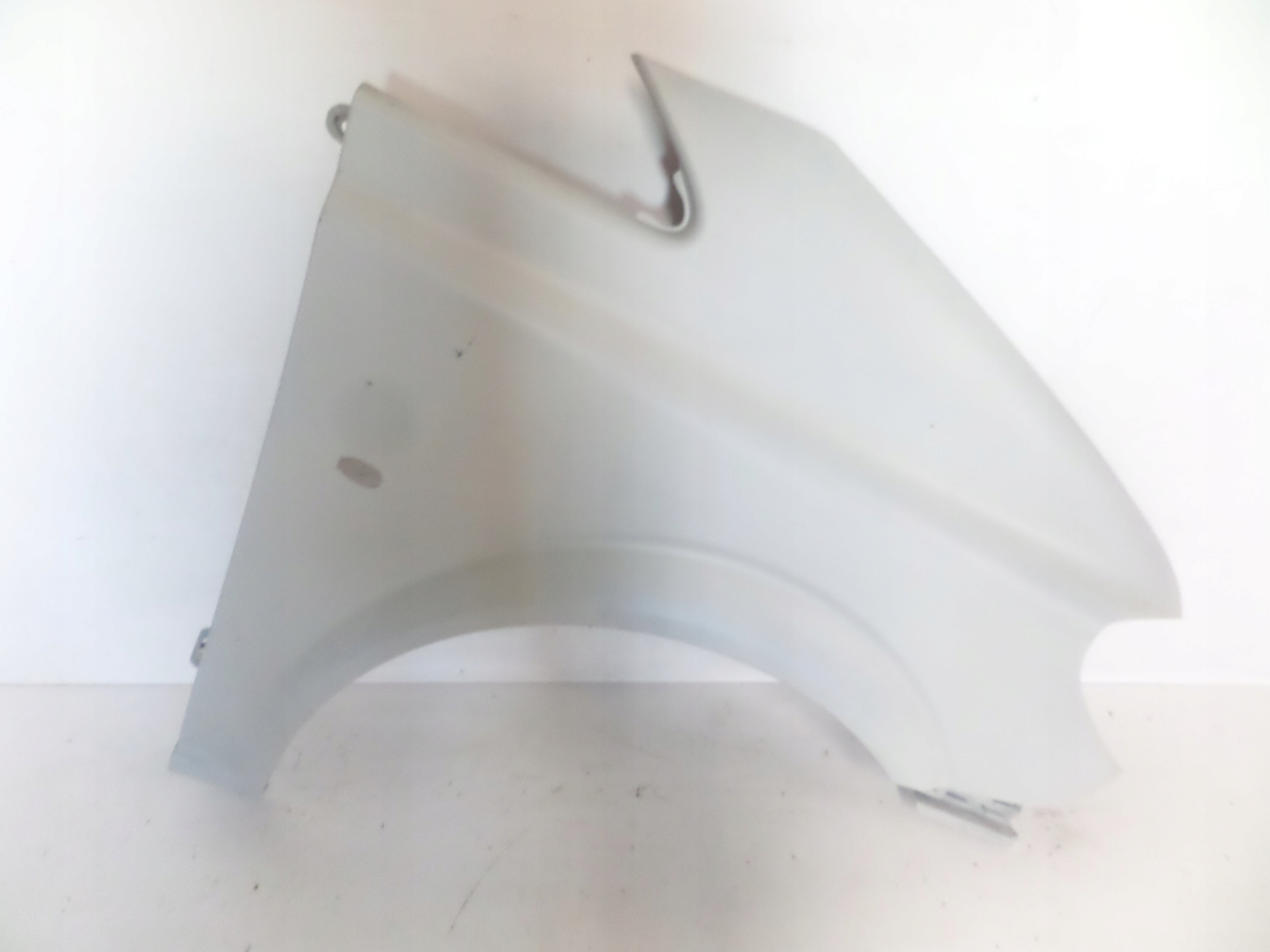fender front right MERCEDES VITO VIANO W639 04