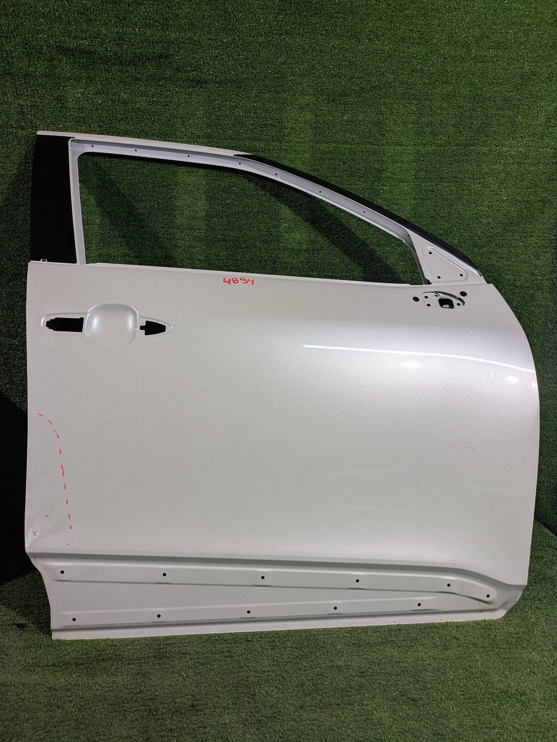 door front right right front TOYOTA YARIS CROSS NR.4894