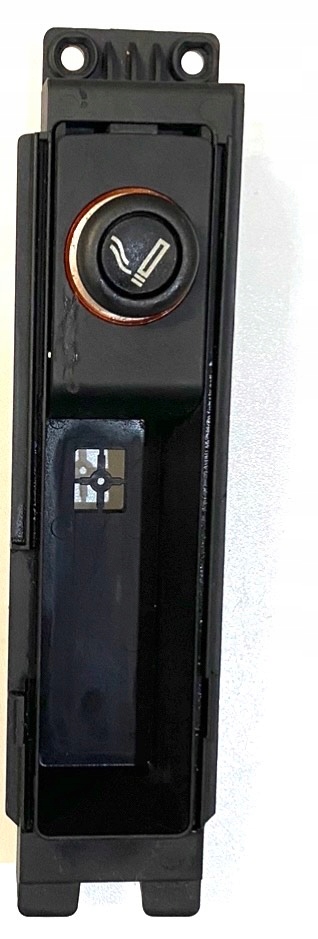 Розетка прикуривателя Audi OE 8P0863284