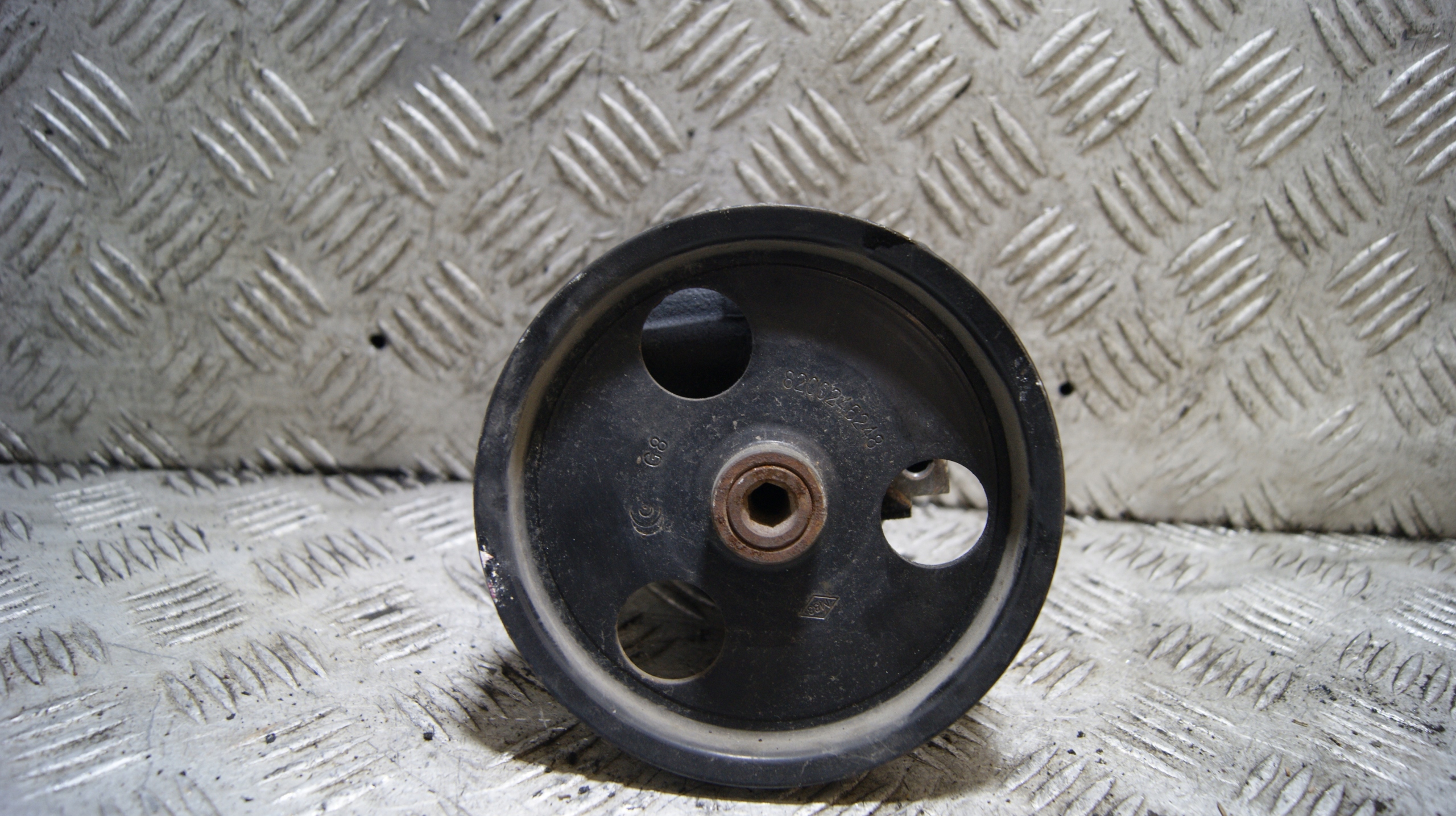 servo pump DACIA SANDERO 8200888505A