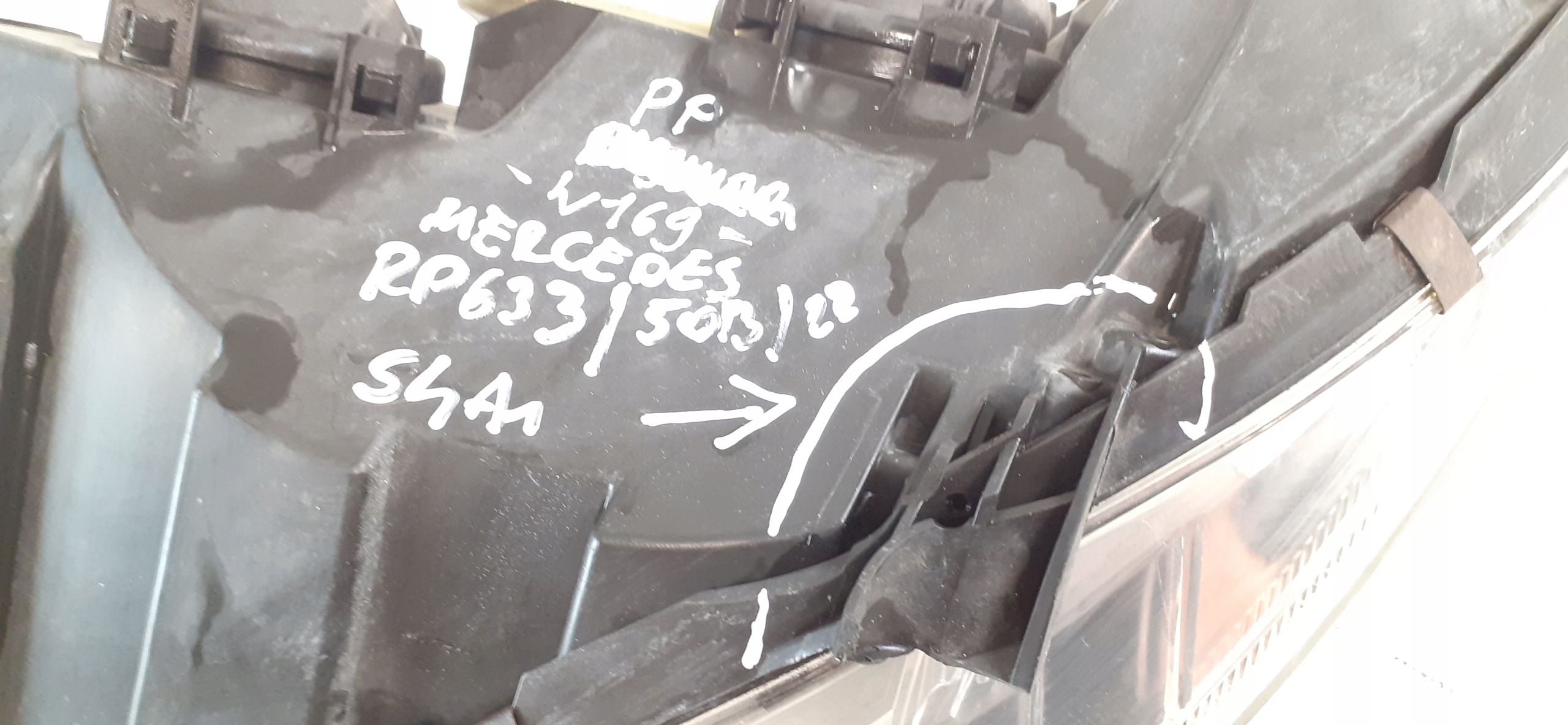 MERCEDES W169 light front right EUR A1698200261