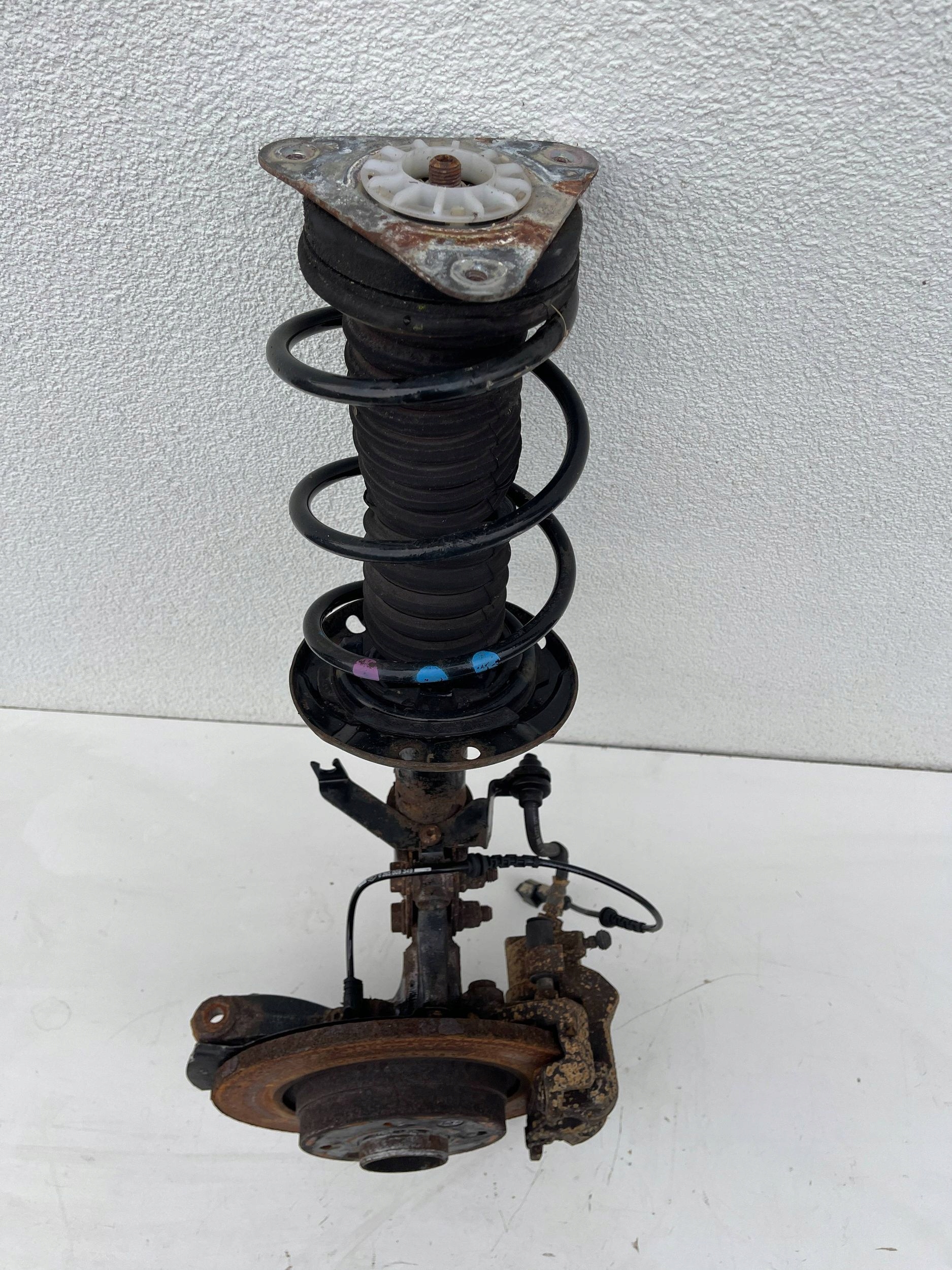 McPherson swing shock absorber left left Renault Twingo III 14- SMART 453